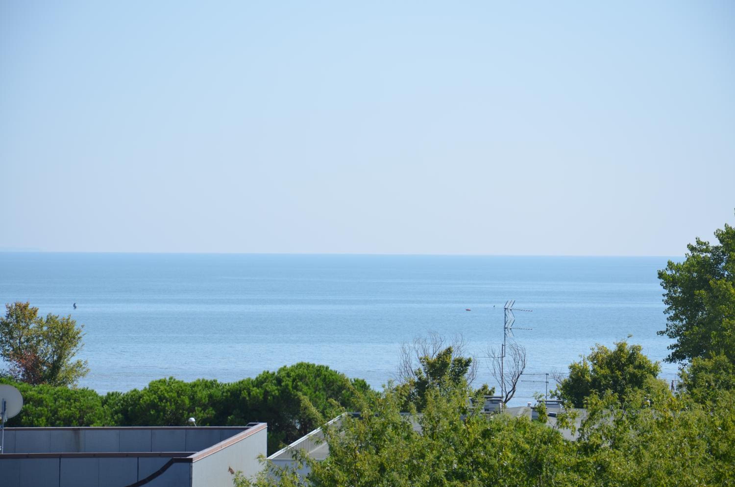 Suite with View - Photo 12