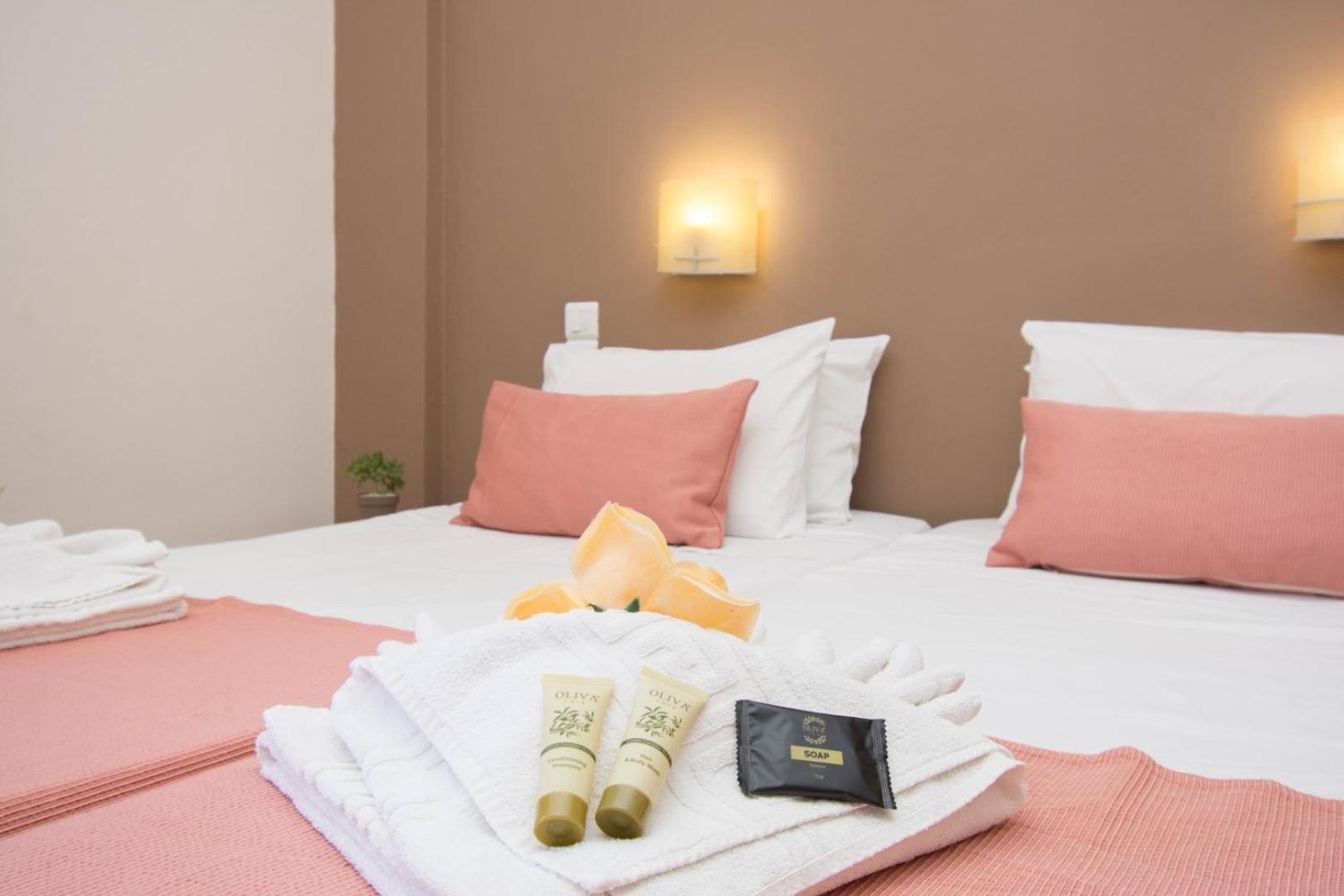 One-Bedroom Apartment (1-3 Adults)