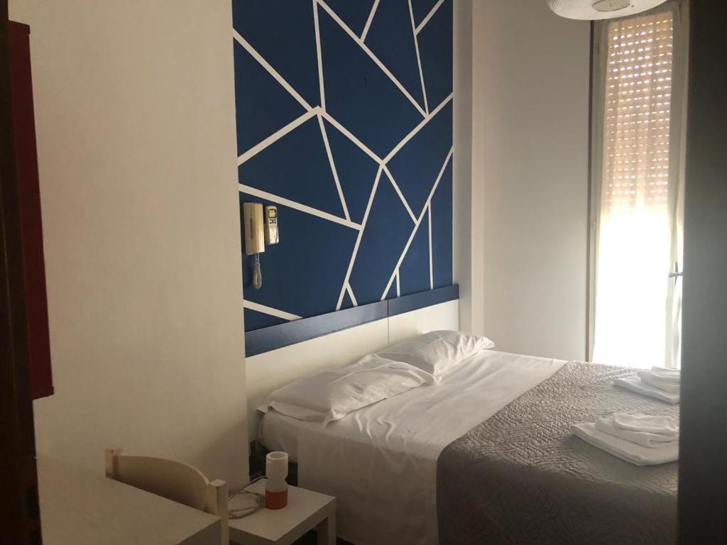 Basic Double Room photo 2