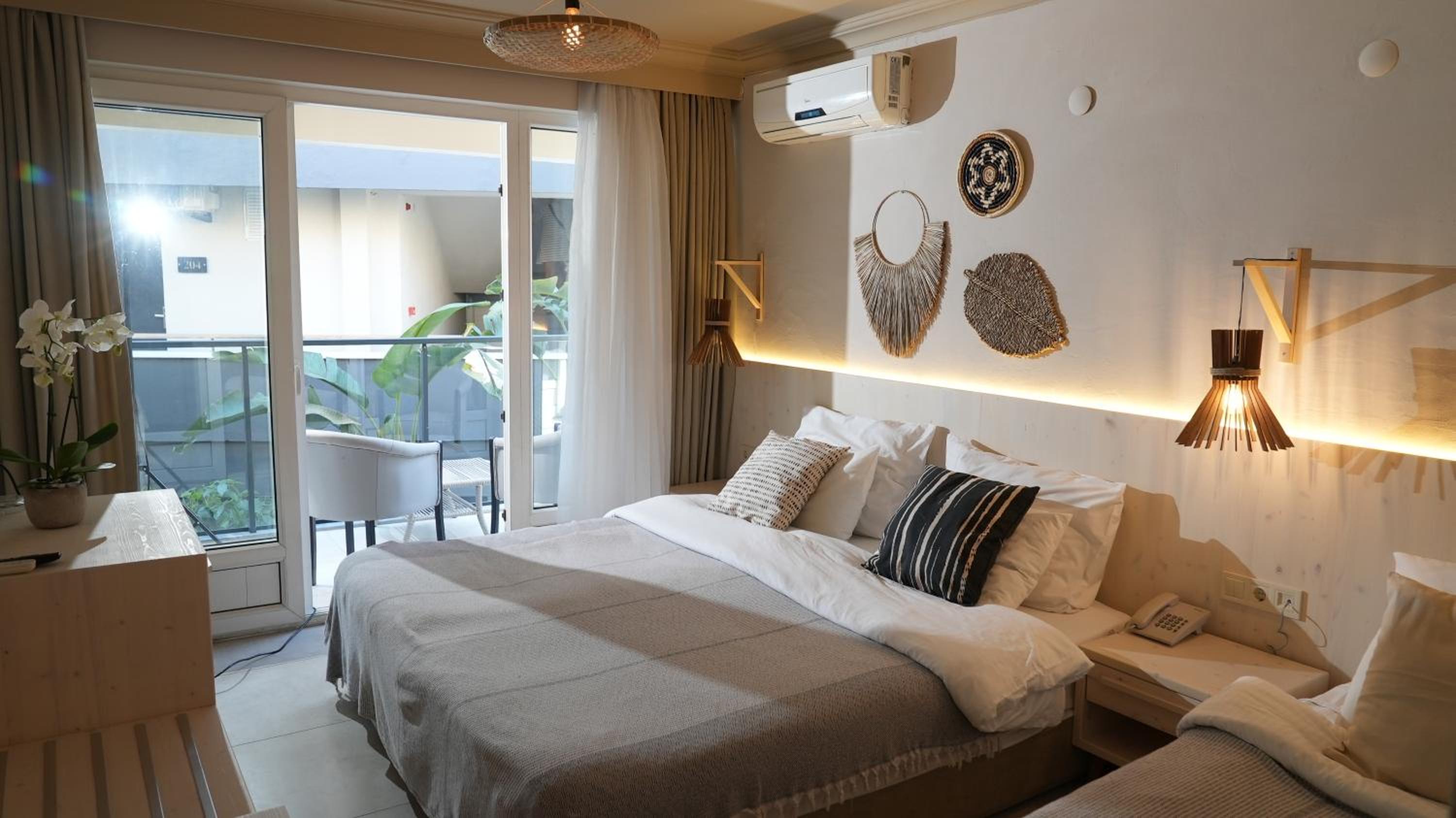 Double or Twin Room - Photo 1