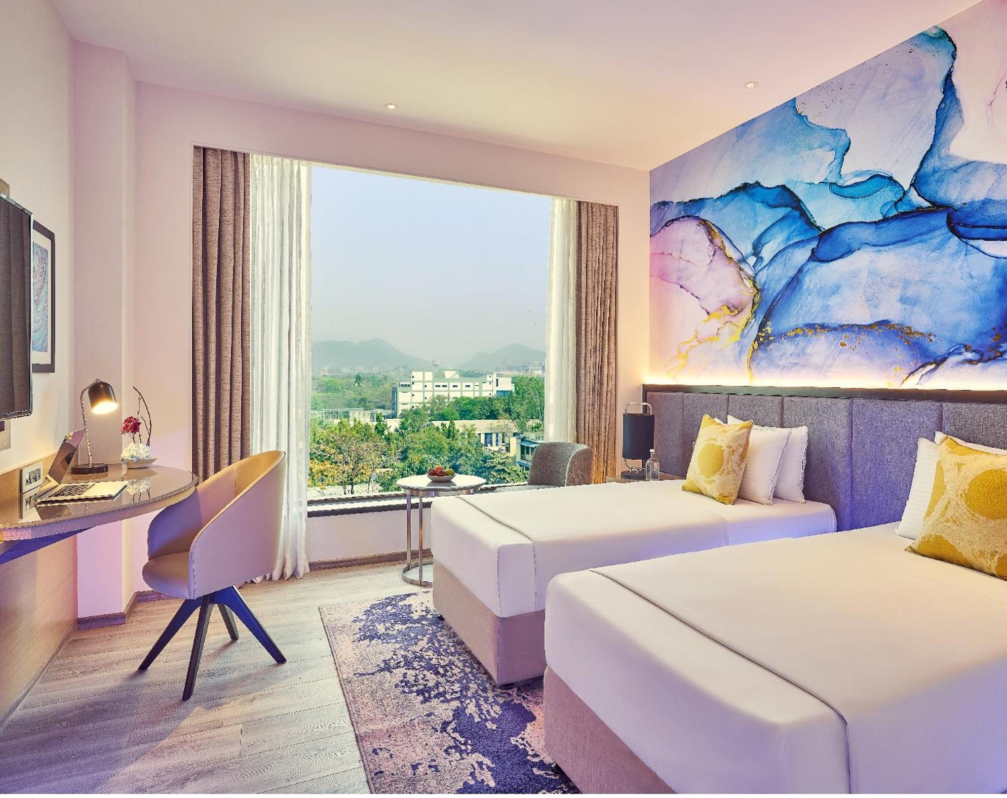Superior Room Twin Bed - Photo 3