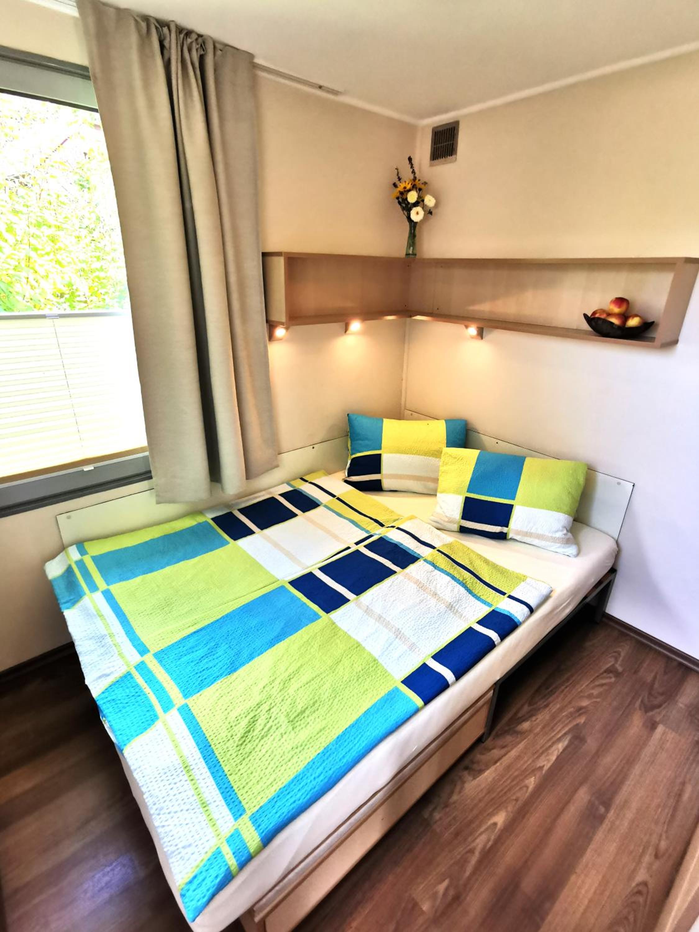 Mobile Home photo 1