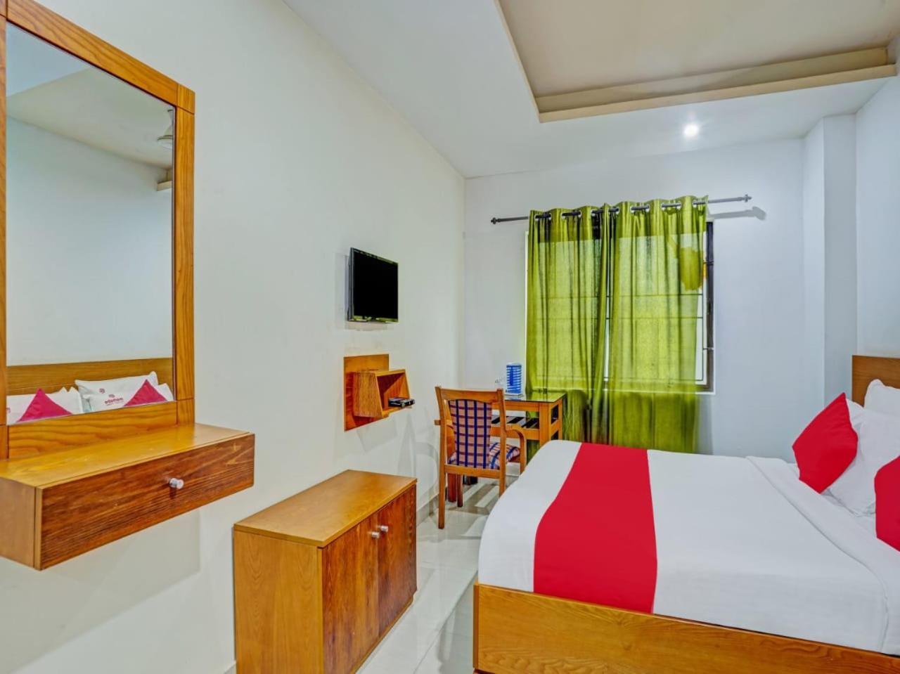 Deluxe Double Room photo 2