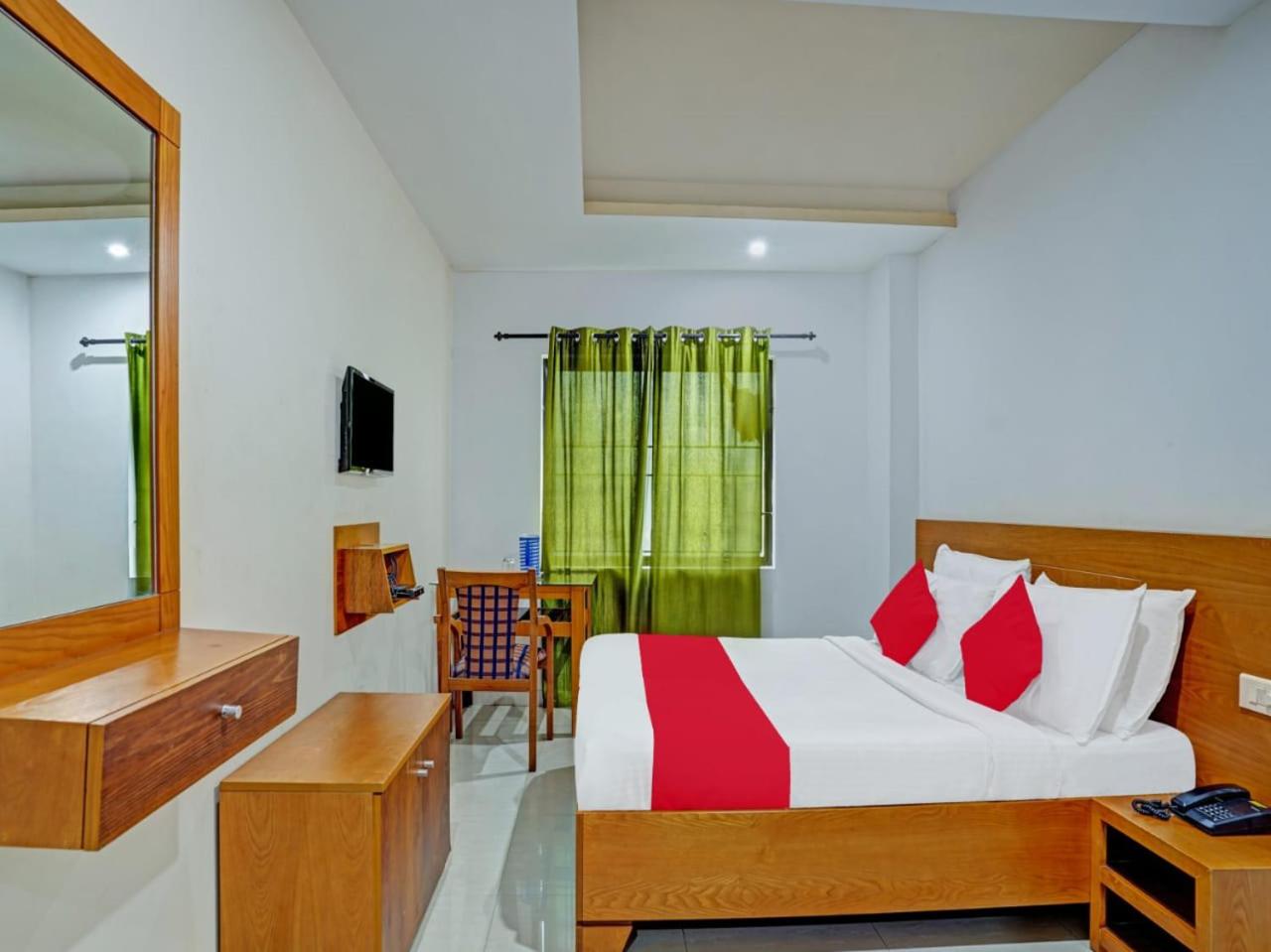 Deluxe Double Room photo 3
