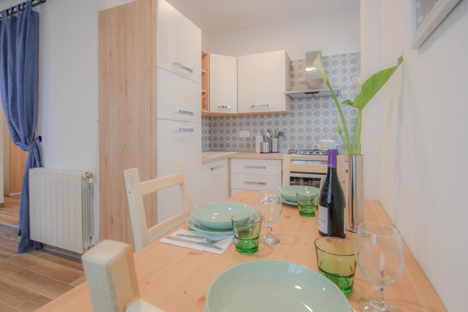 Apartment with Terrace photo 2