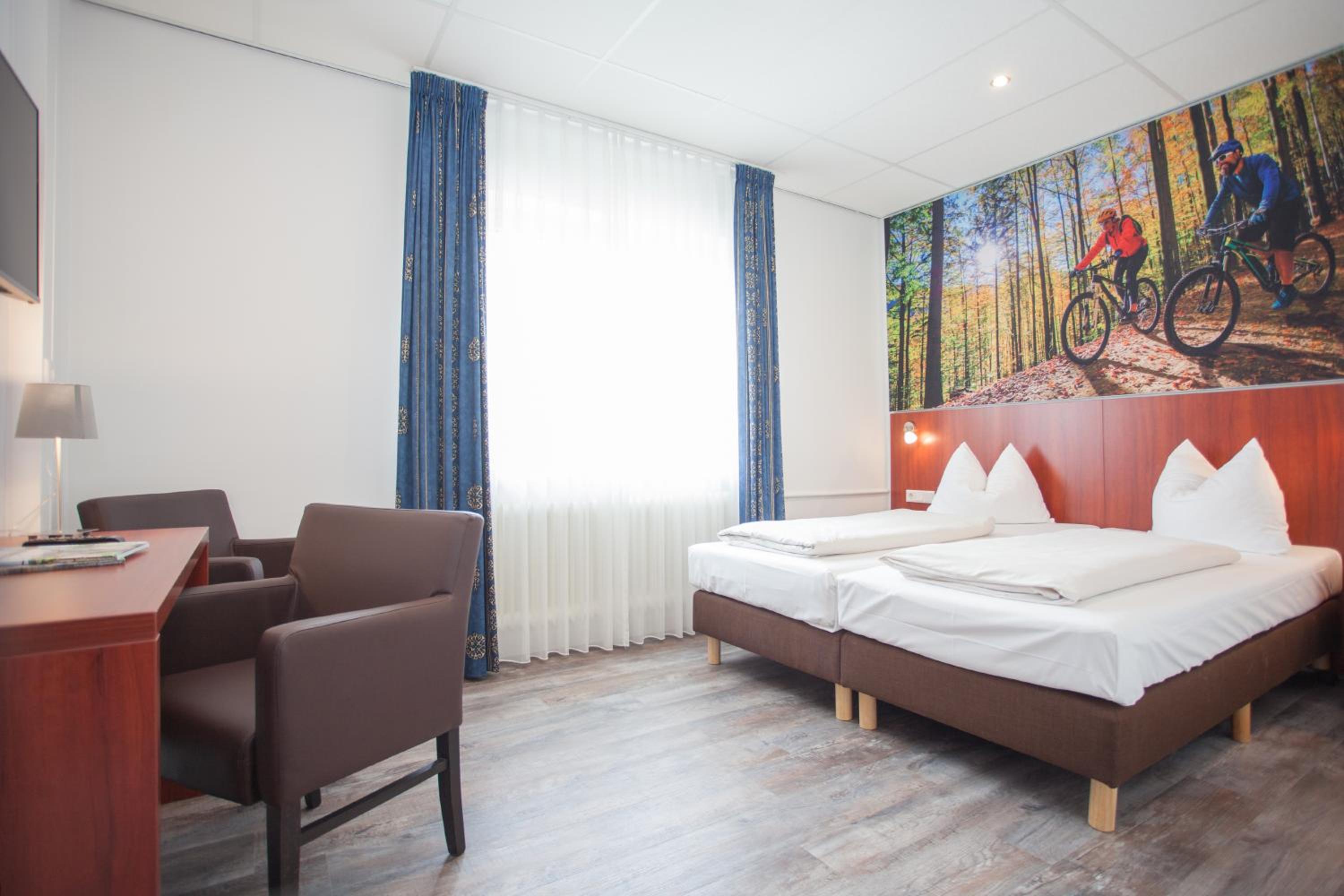 Double Room - Photo 9