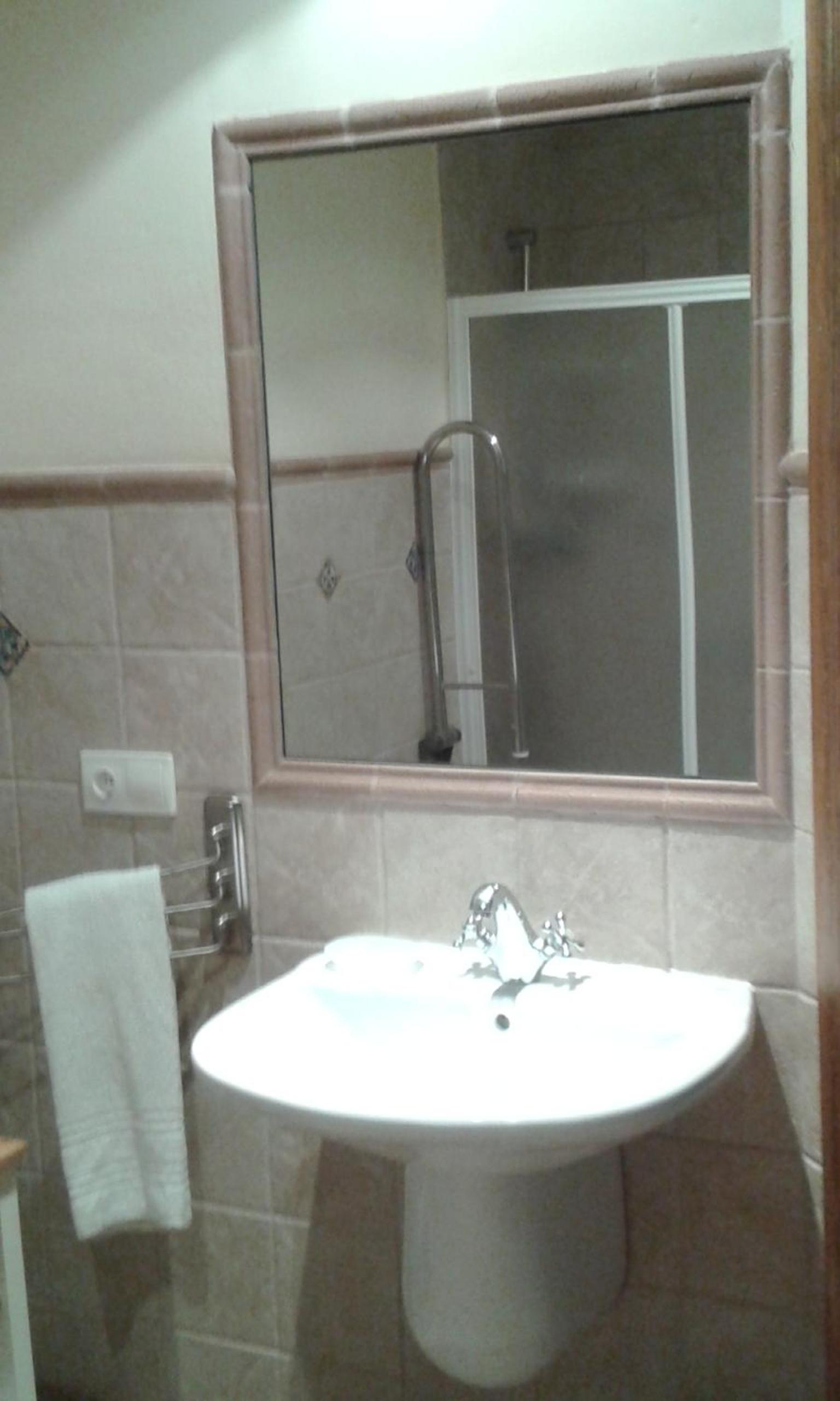 Quadruple Room with Garden View - Photo 4