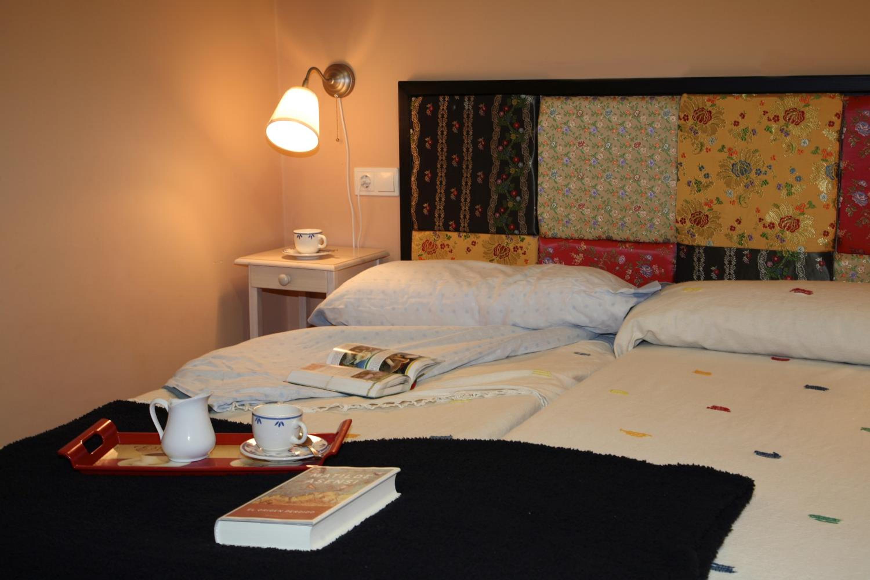 Deluxe Twin Room - Photo 2