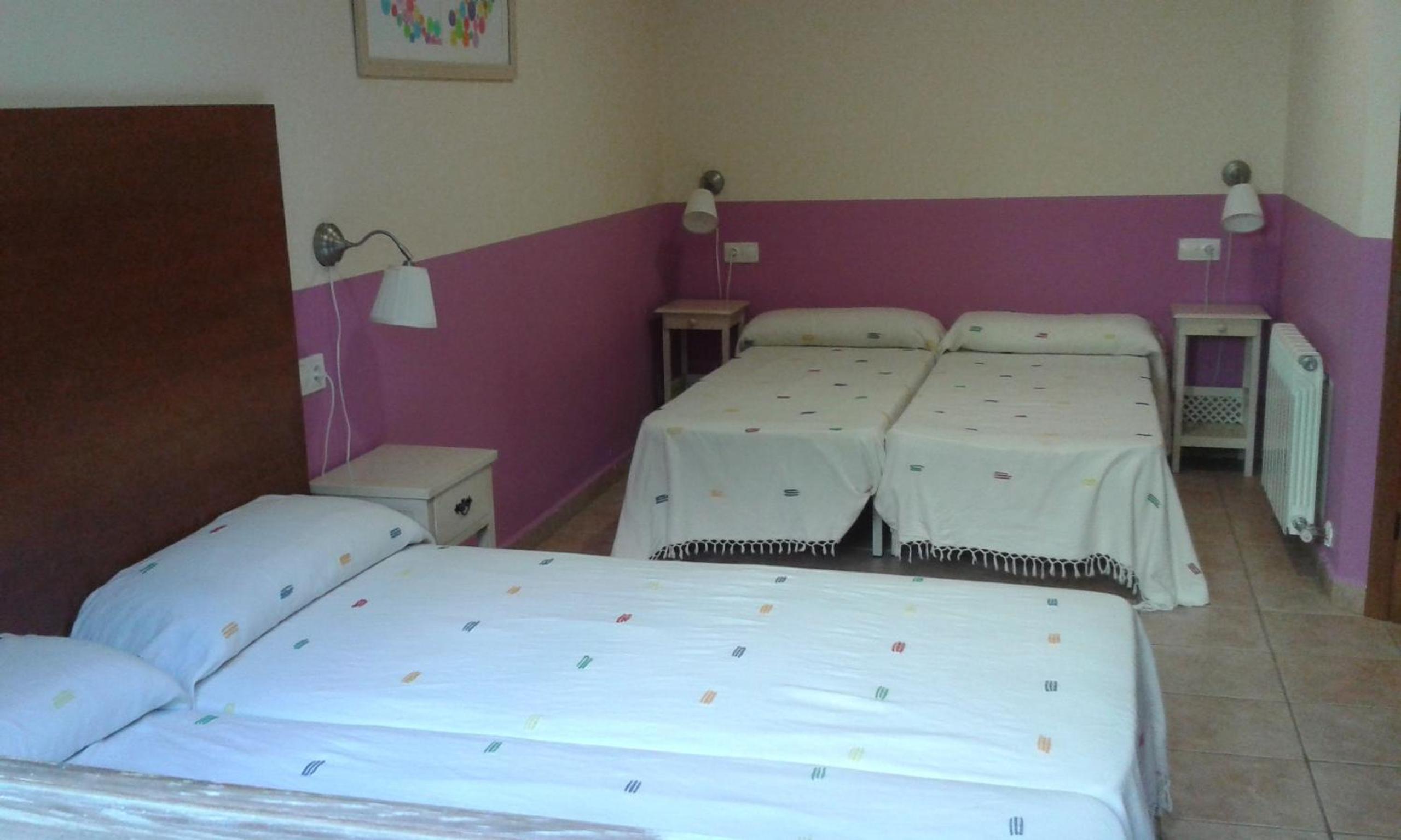 Quadruple Room with Garden View - Photo 3