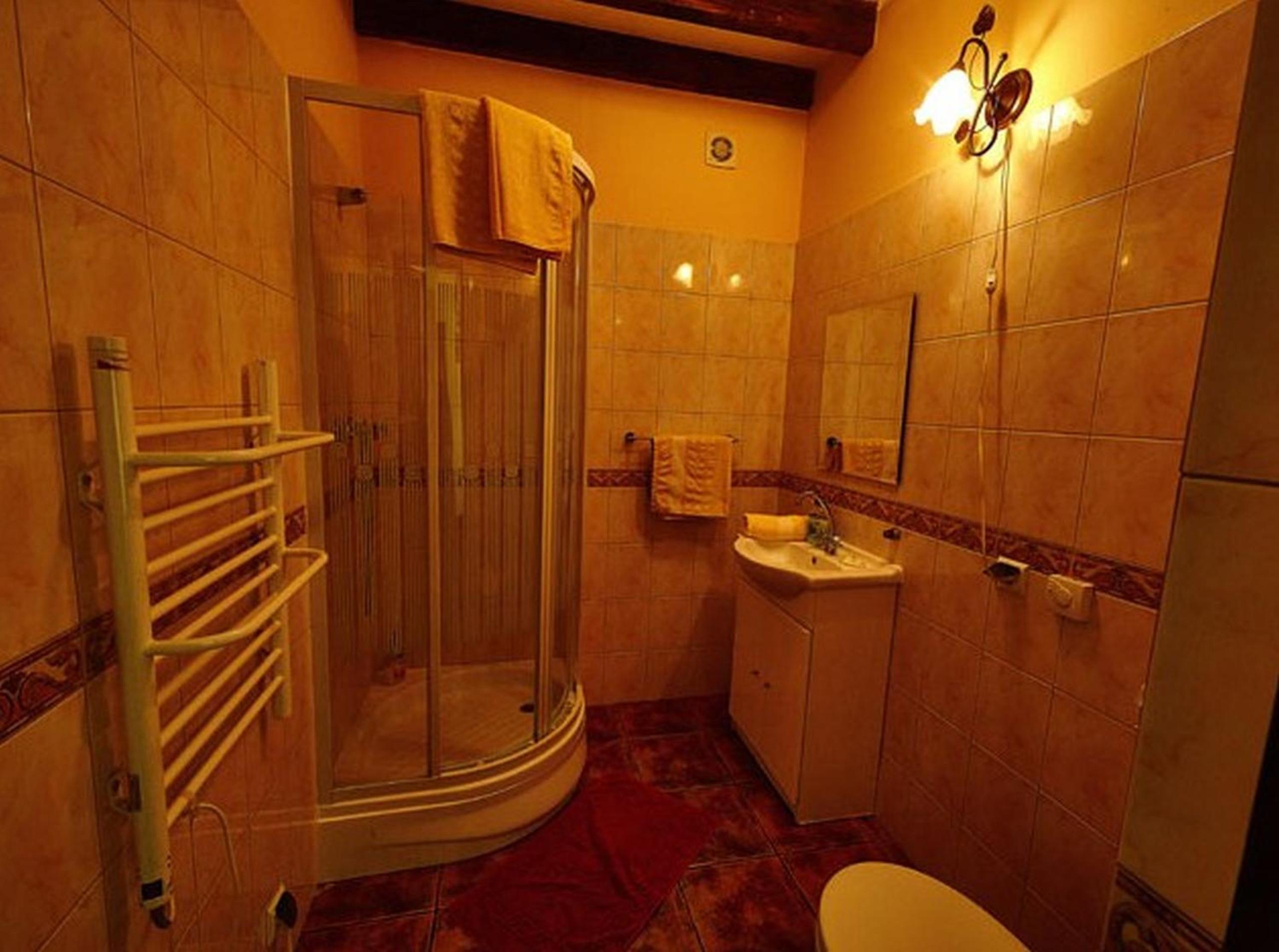 Triple Room with Private Bathroom - Photo 3