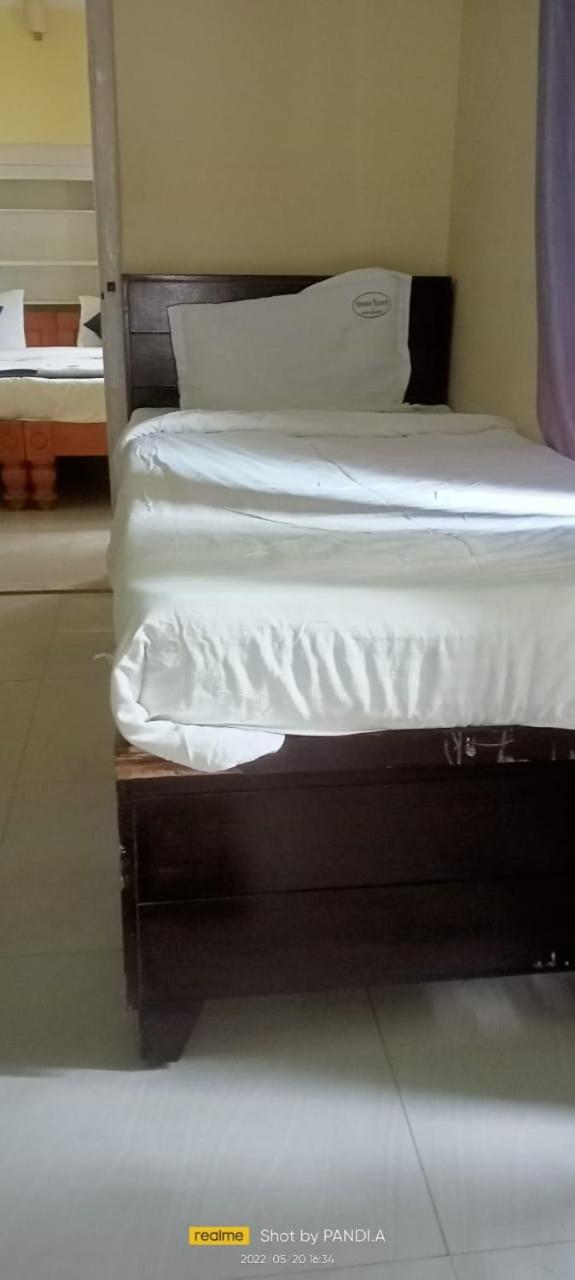 Budget Double Room photo 2