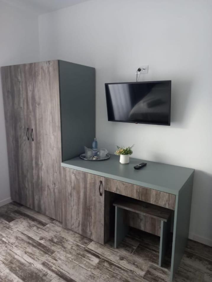 Double Room - Photo 2