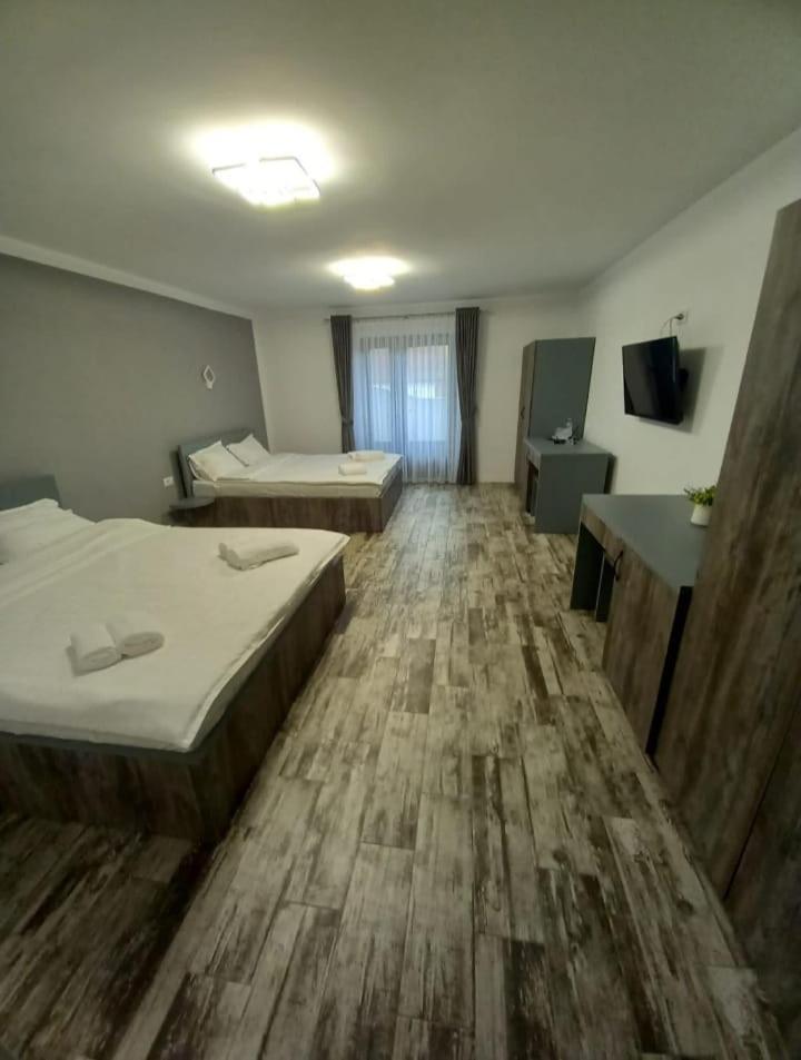 Apartment - Photo 3