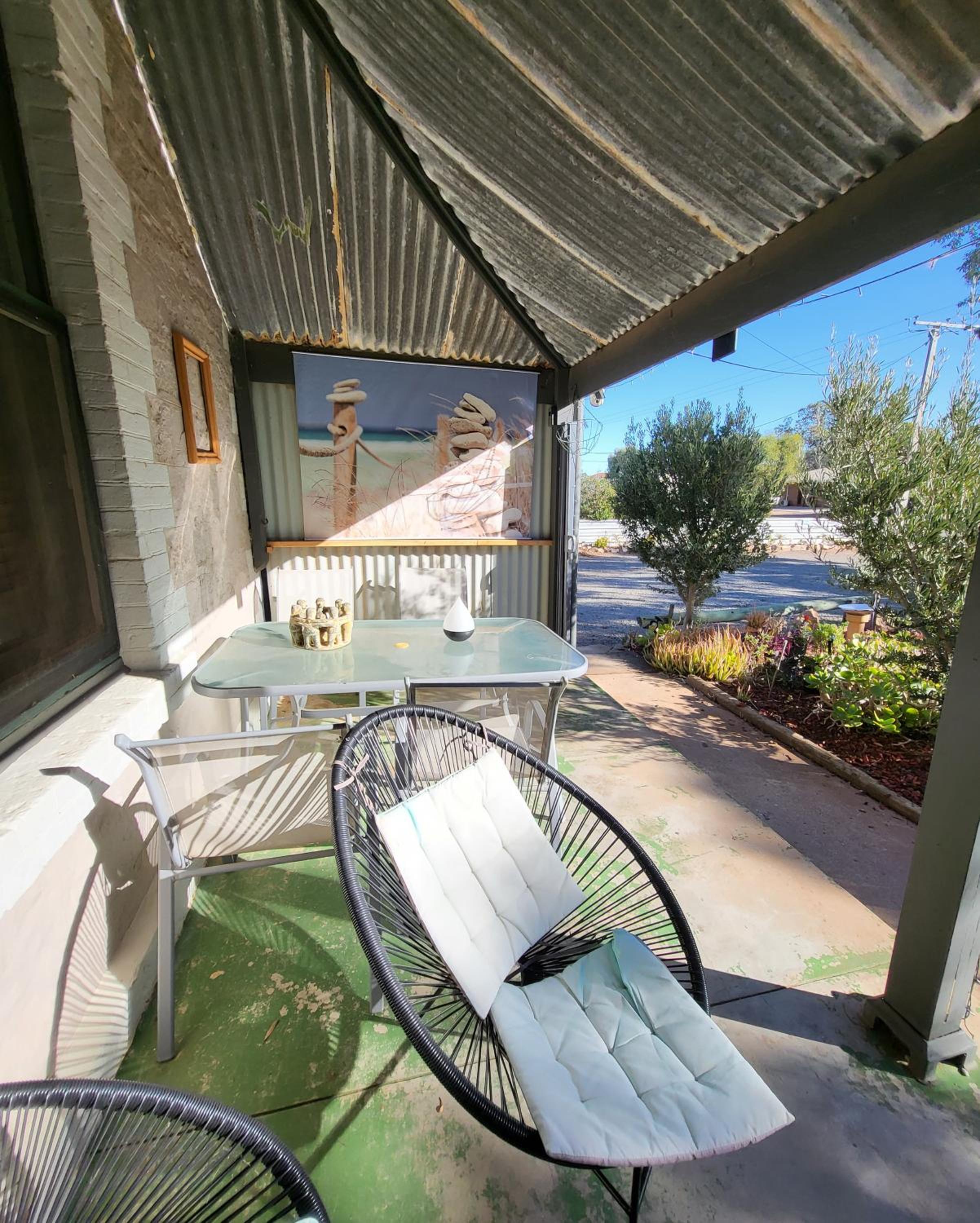 Double Room - Photo 5