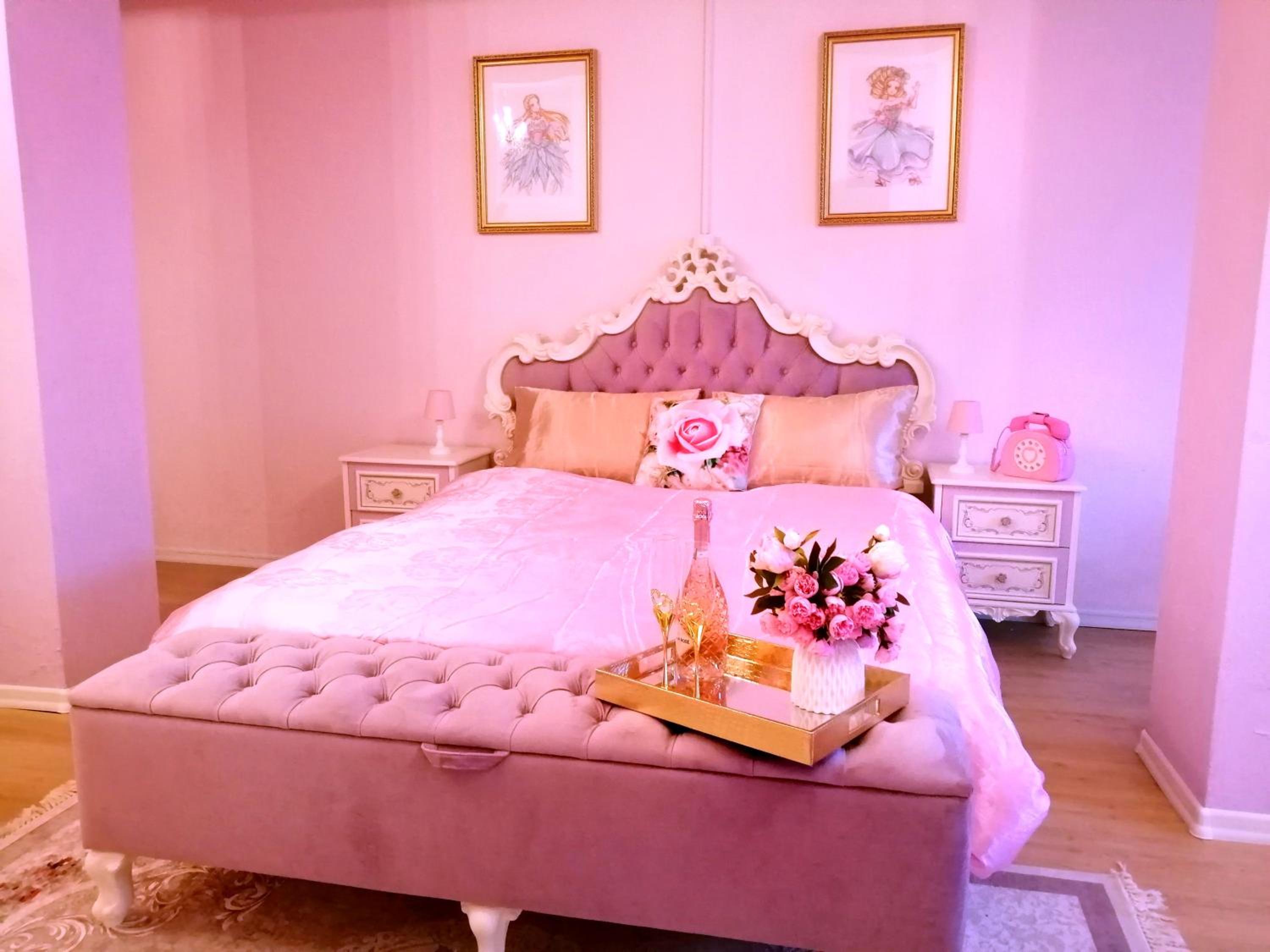 Triple Room With Shared Bathroom photo 2