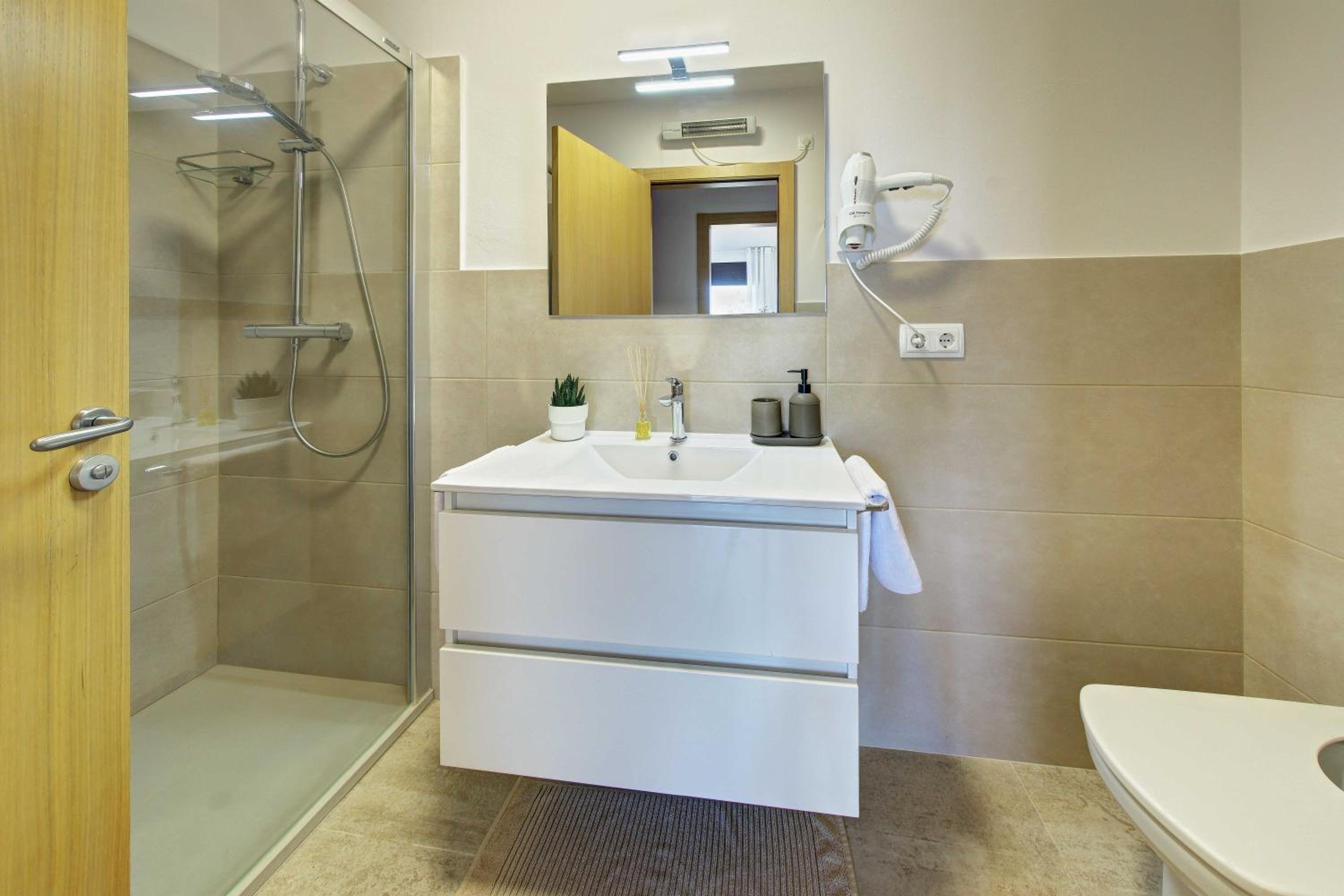 Villa photo 3
