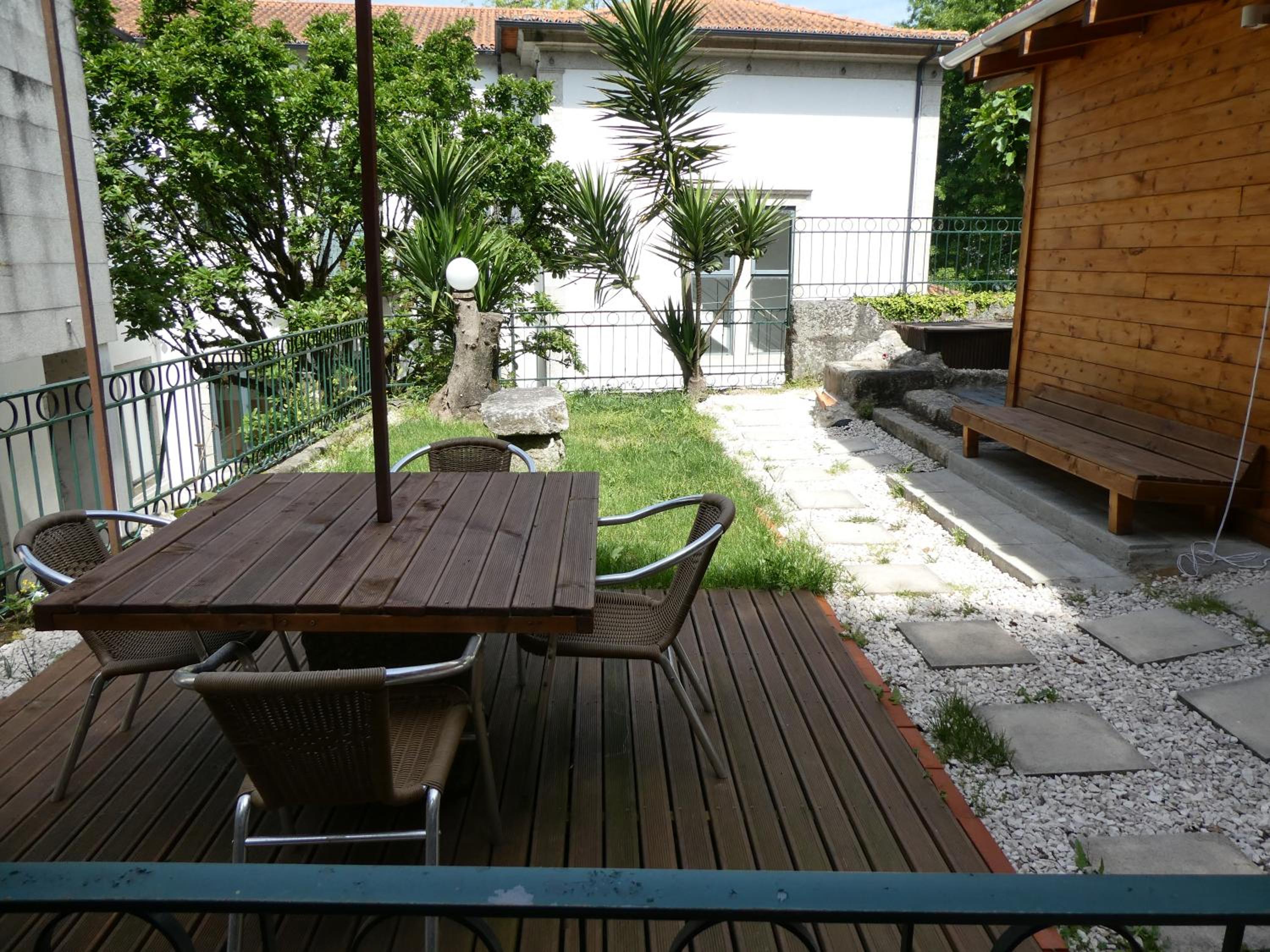 Deluxe Bungalow - Photo 12