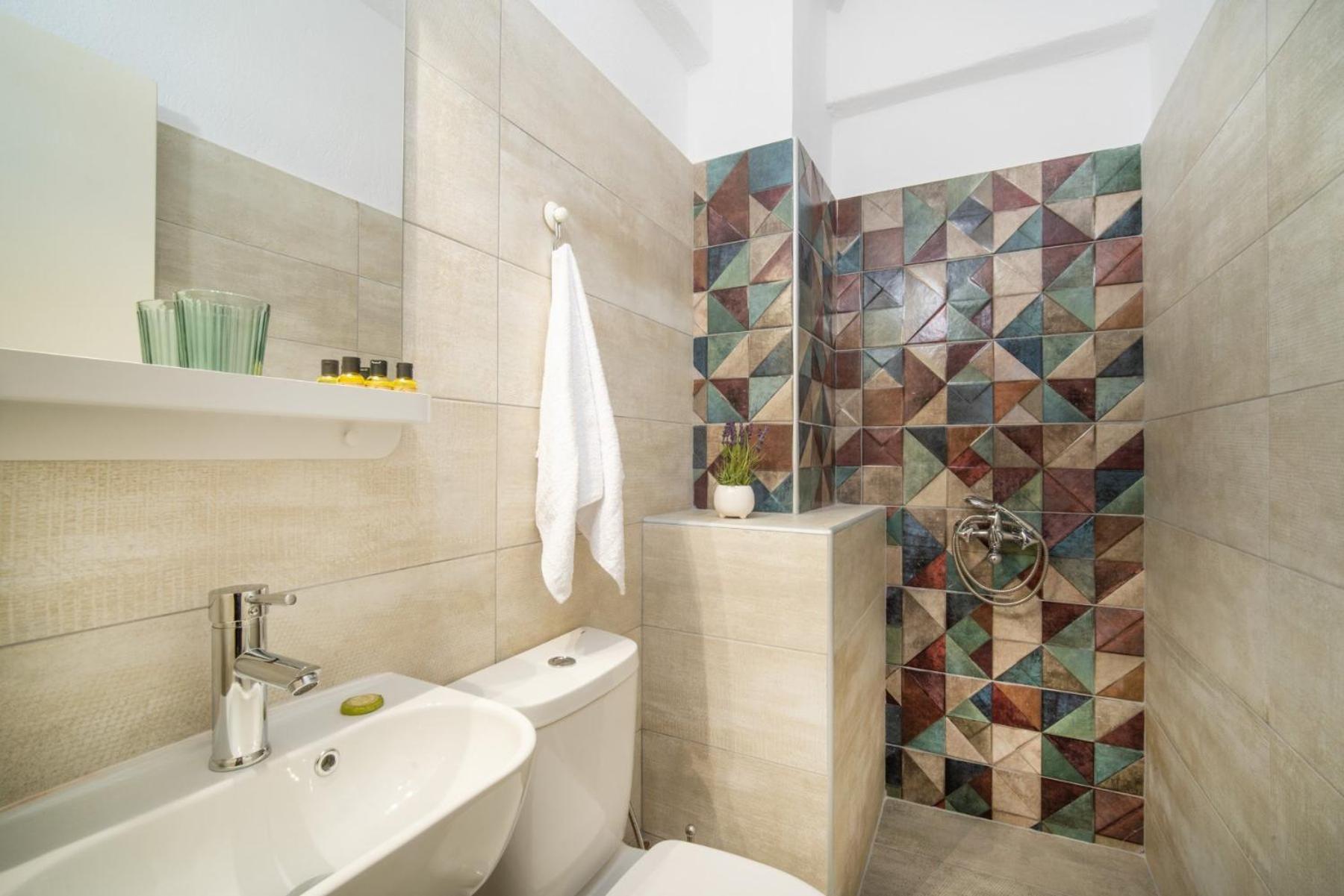 Comfort Triple Room - Photo 10