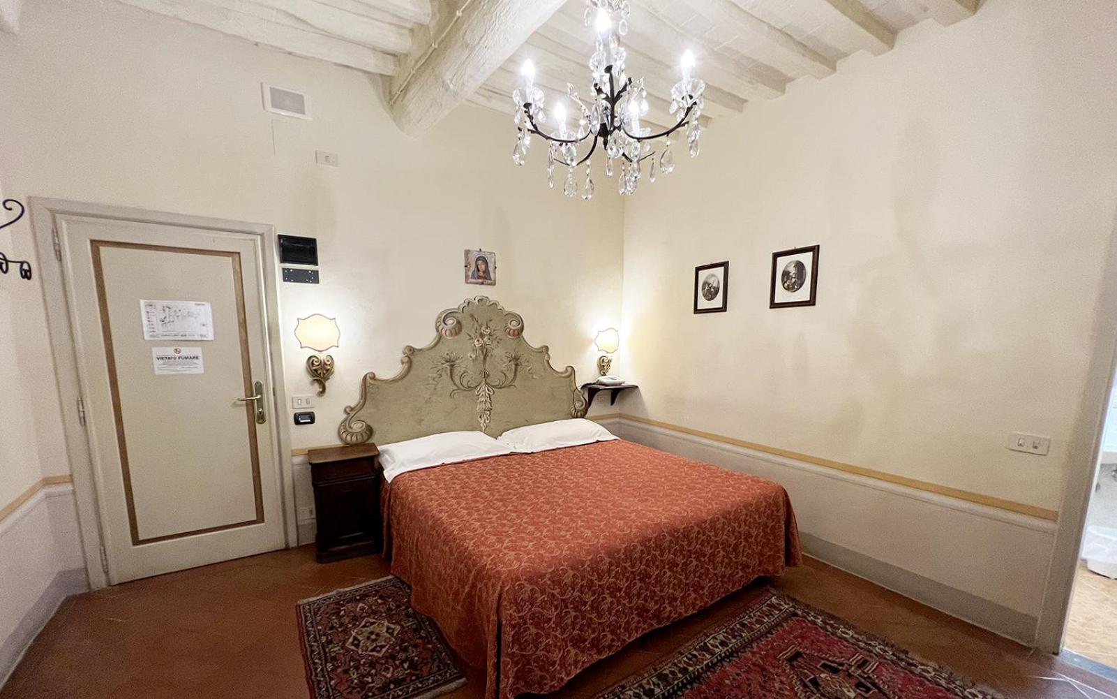 Economy Double or Twin Room photo 3
