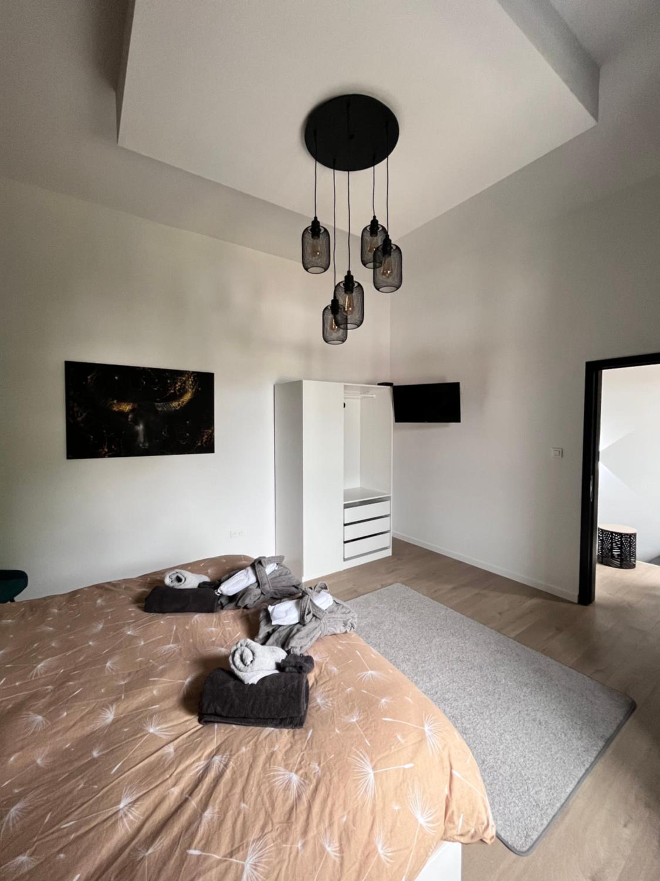 Two-Bedroom Villa - Photo 2