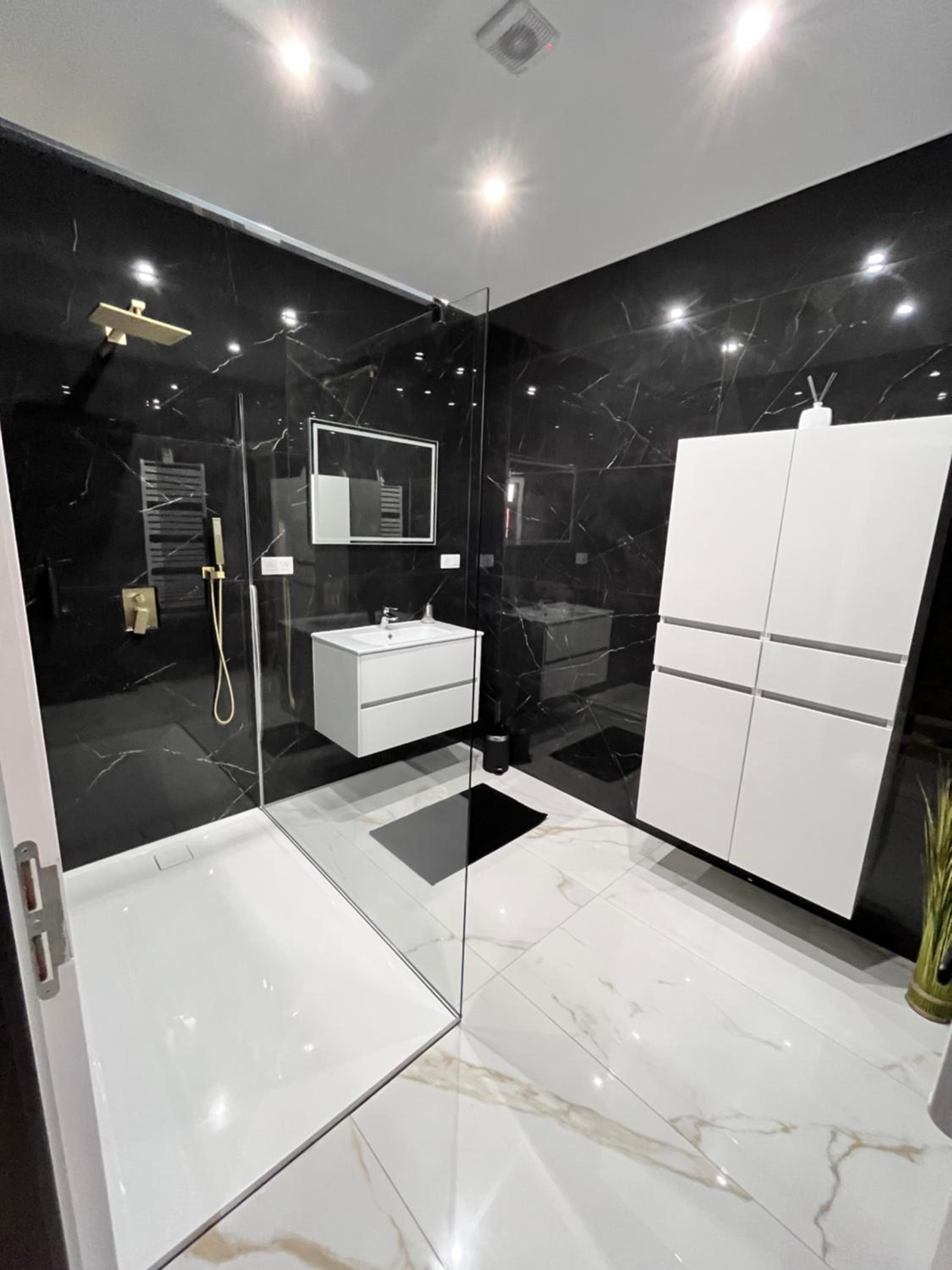 Two-Bedroom Villa - Photo 19