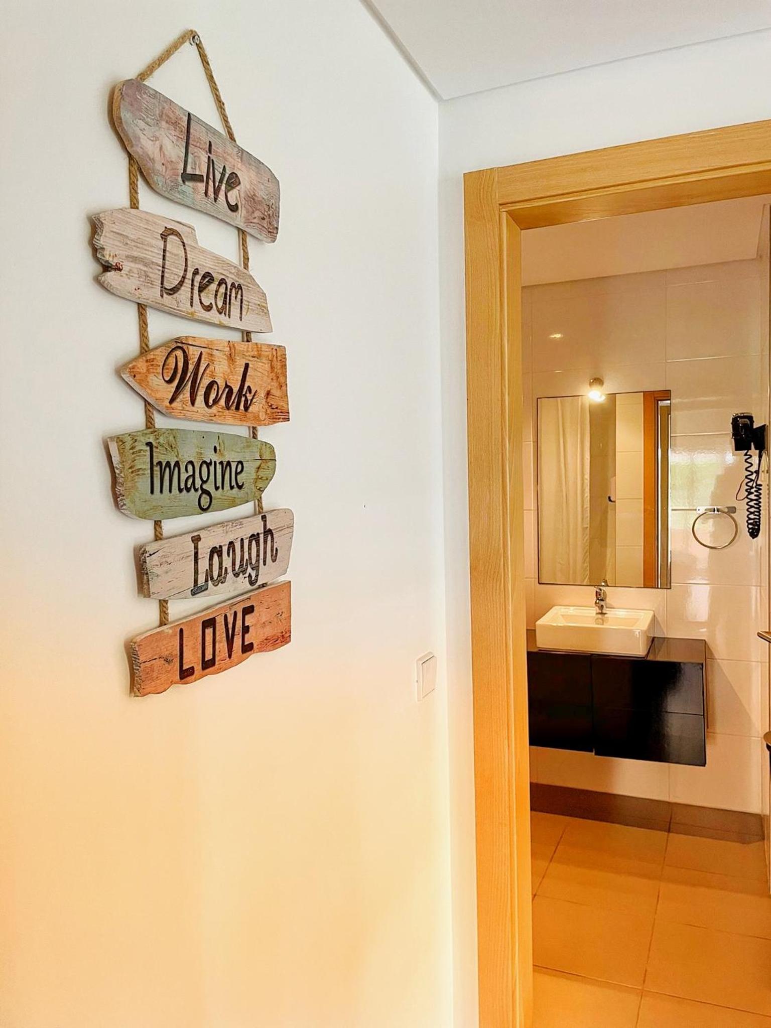 Apartment - Photo 2