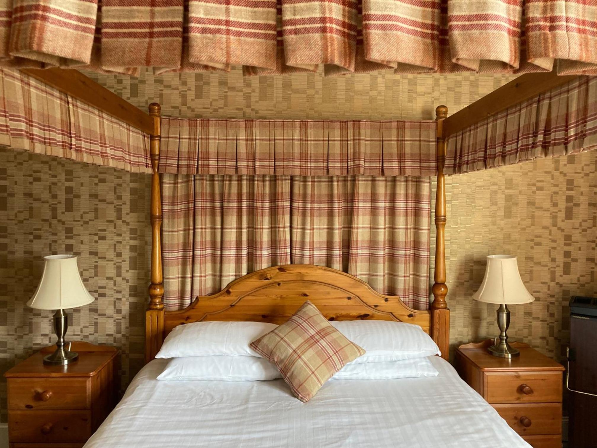 Double Room - Photo 7