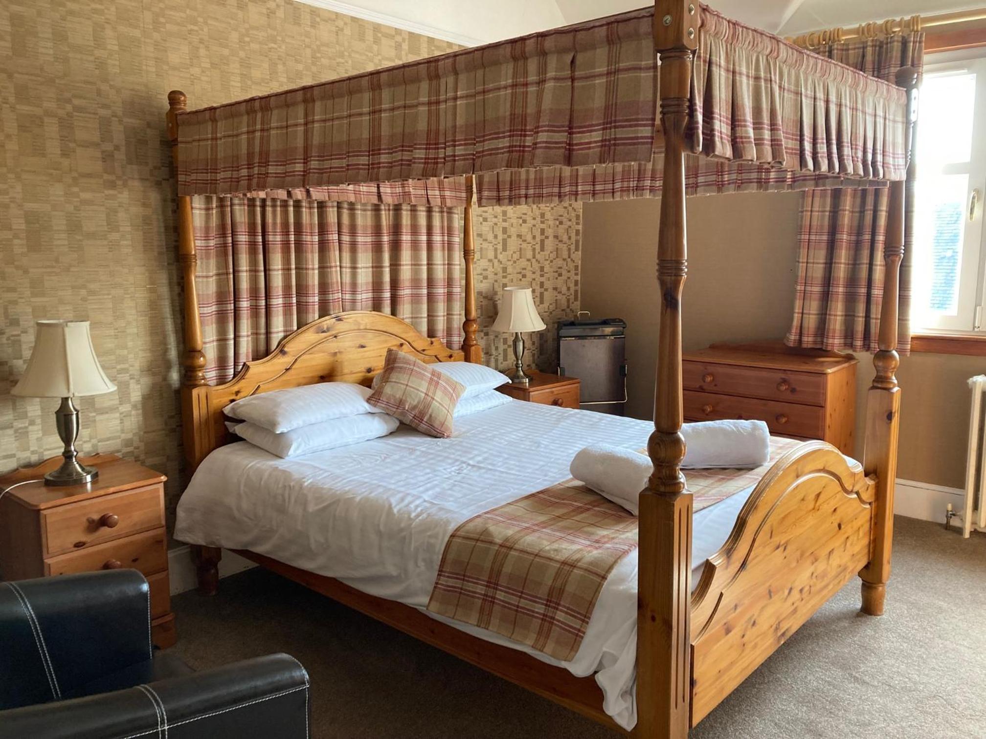 Double Room - Photo 3