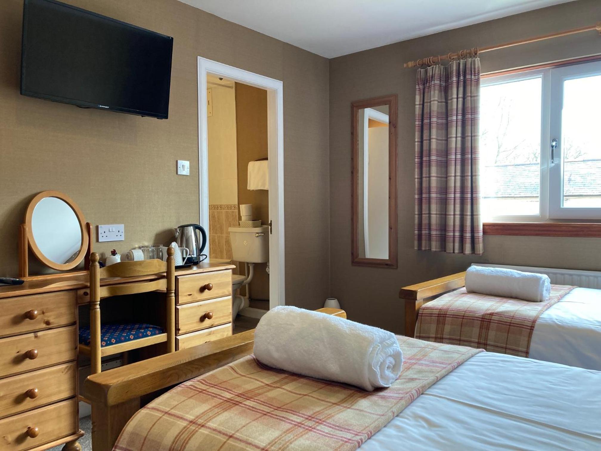 Twin Room - Photo 1