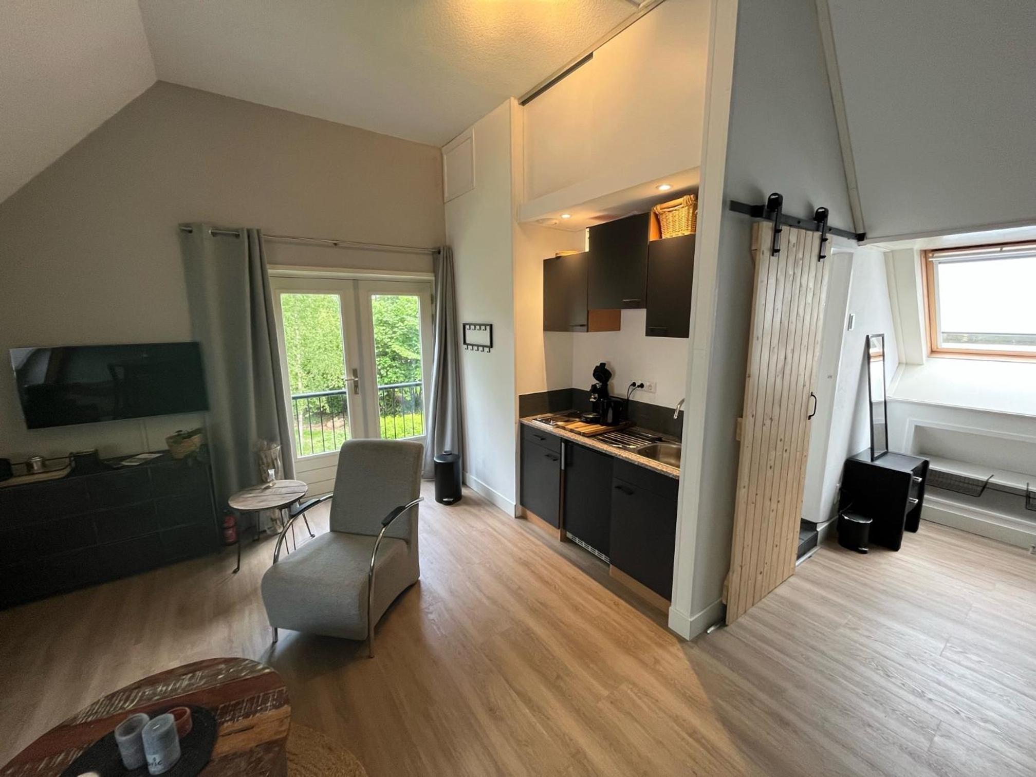 Deluxe Double Room photo 3