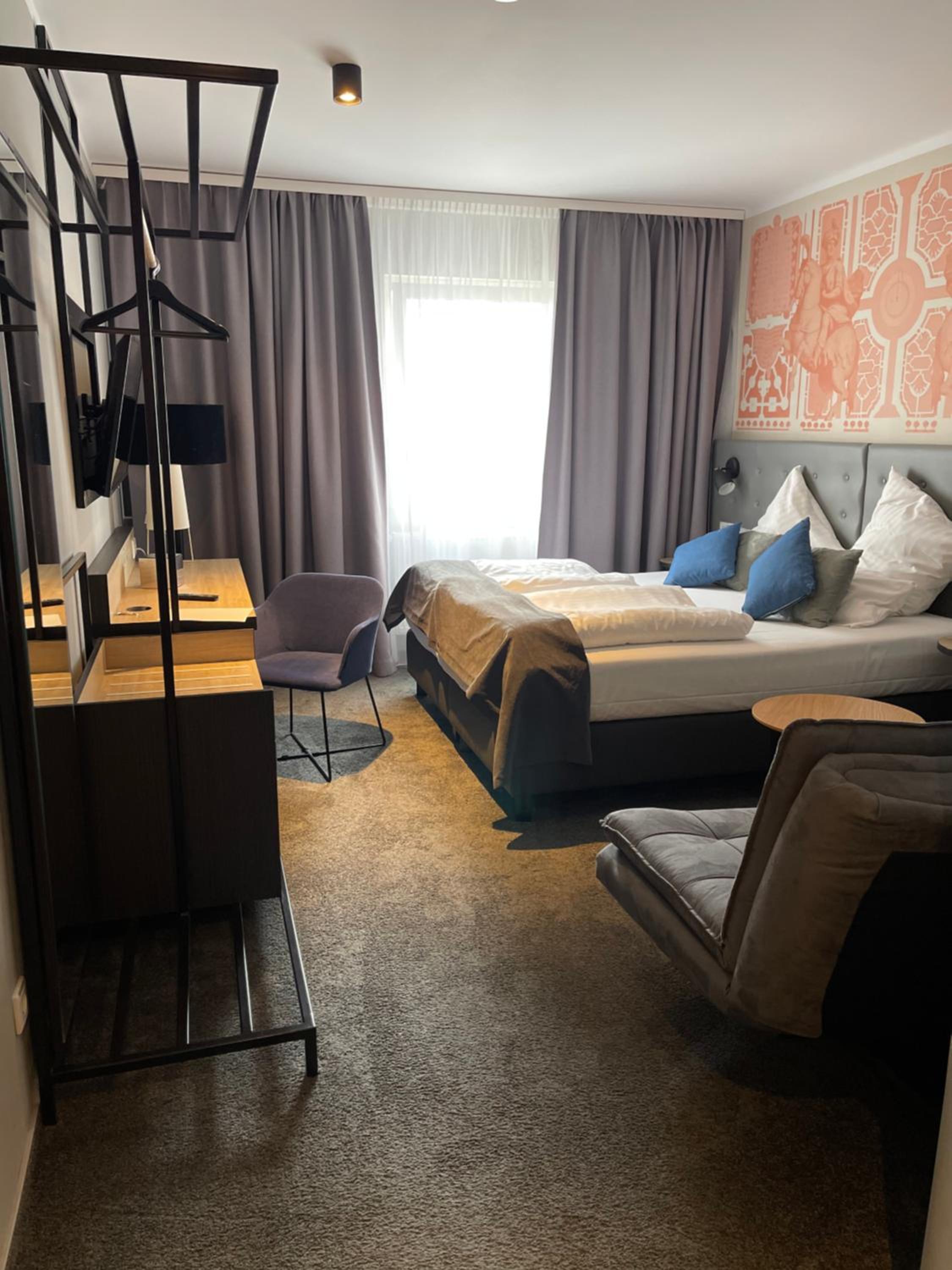 Deluxe Double Room with Extra Bed photo 2