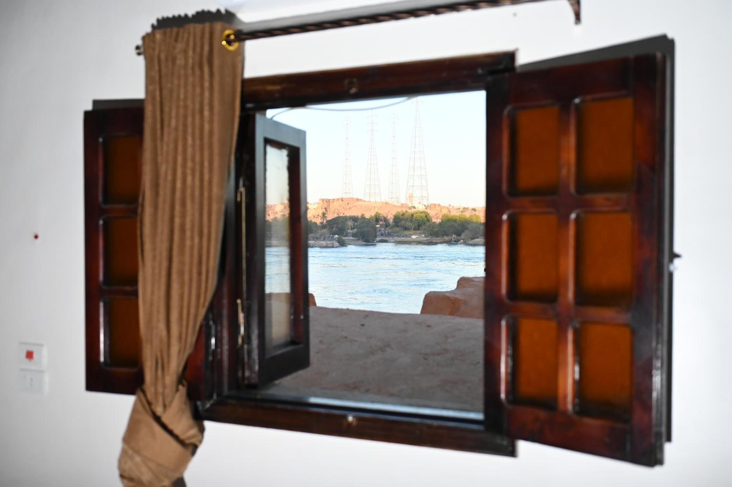 Deluxe Double or Twin Room with Sea View - Photo 2