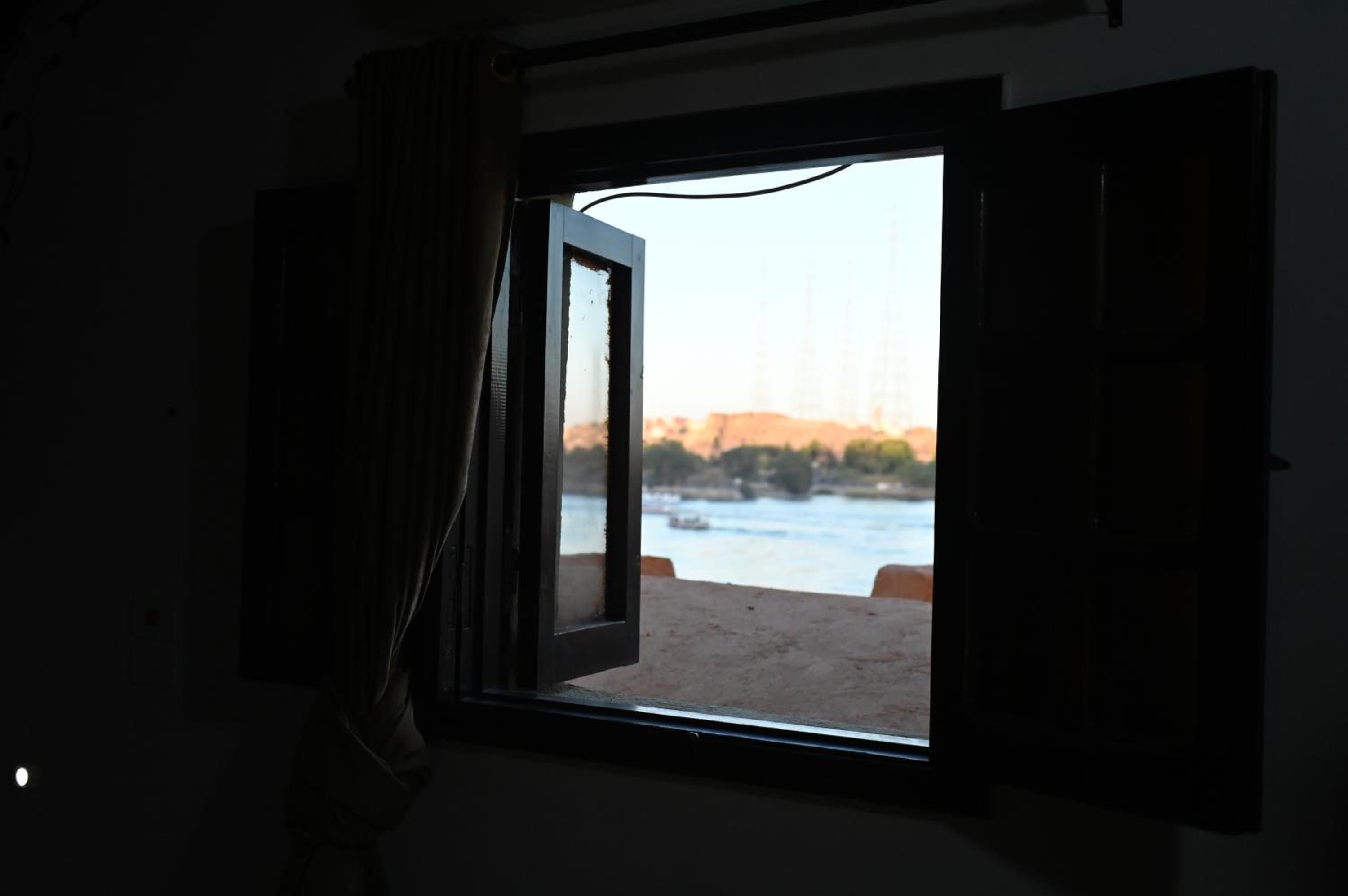 Deluxe Double or Twin Room with Sea View - Photo 26