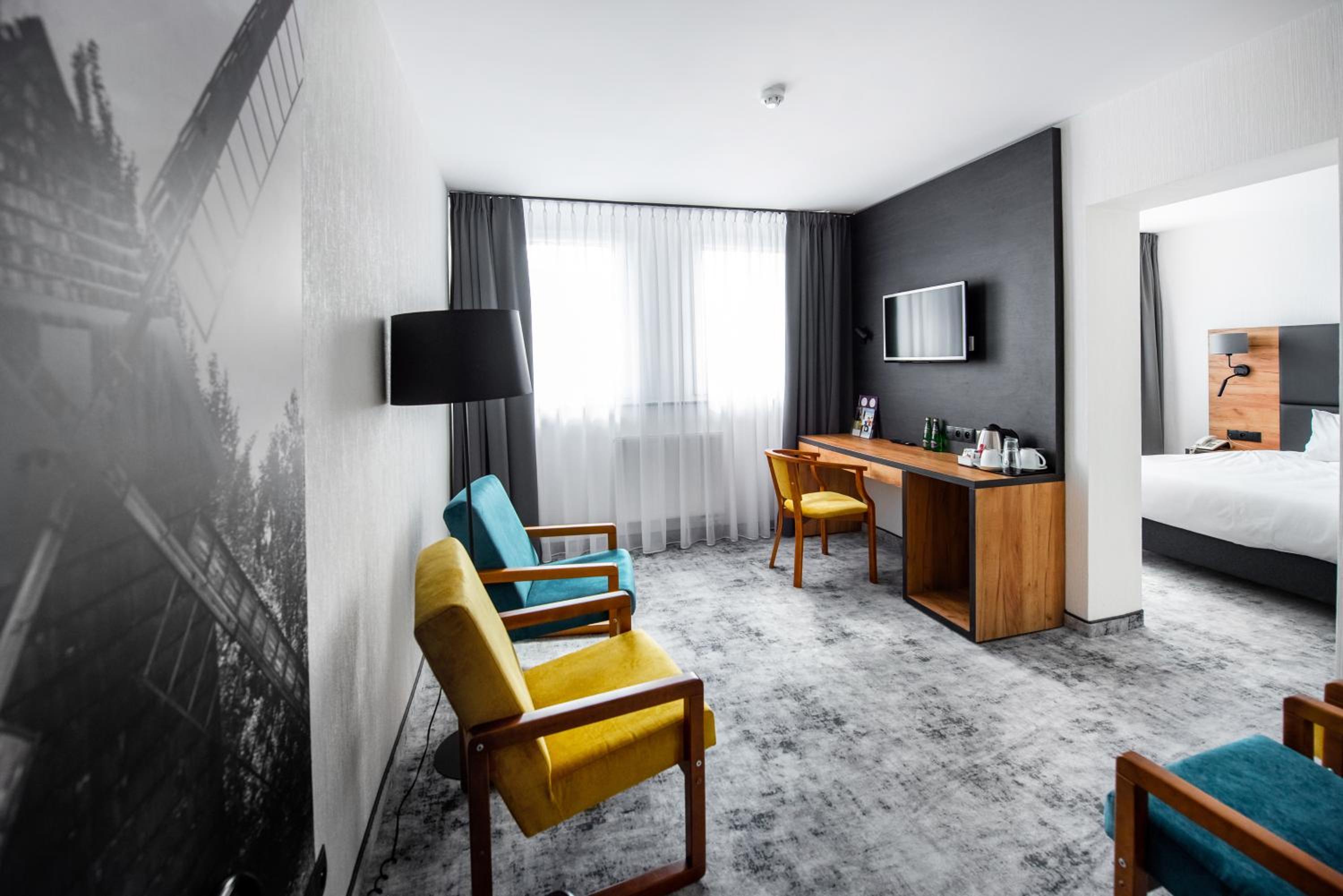 Deluxe Double Room - Photo 11