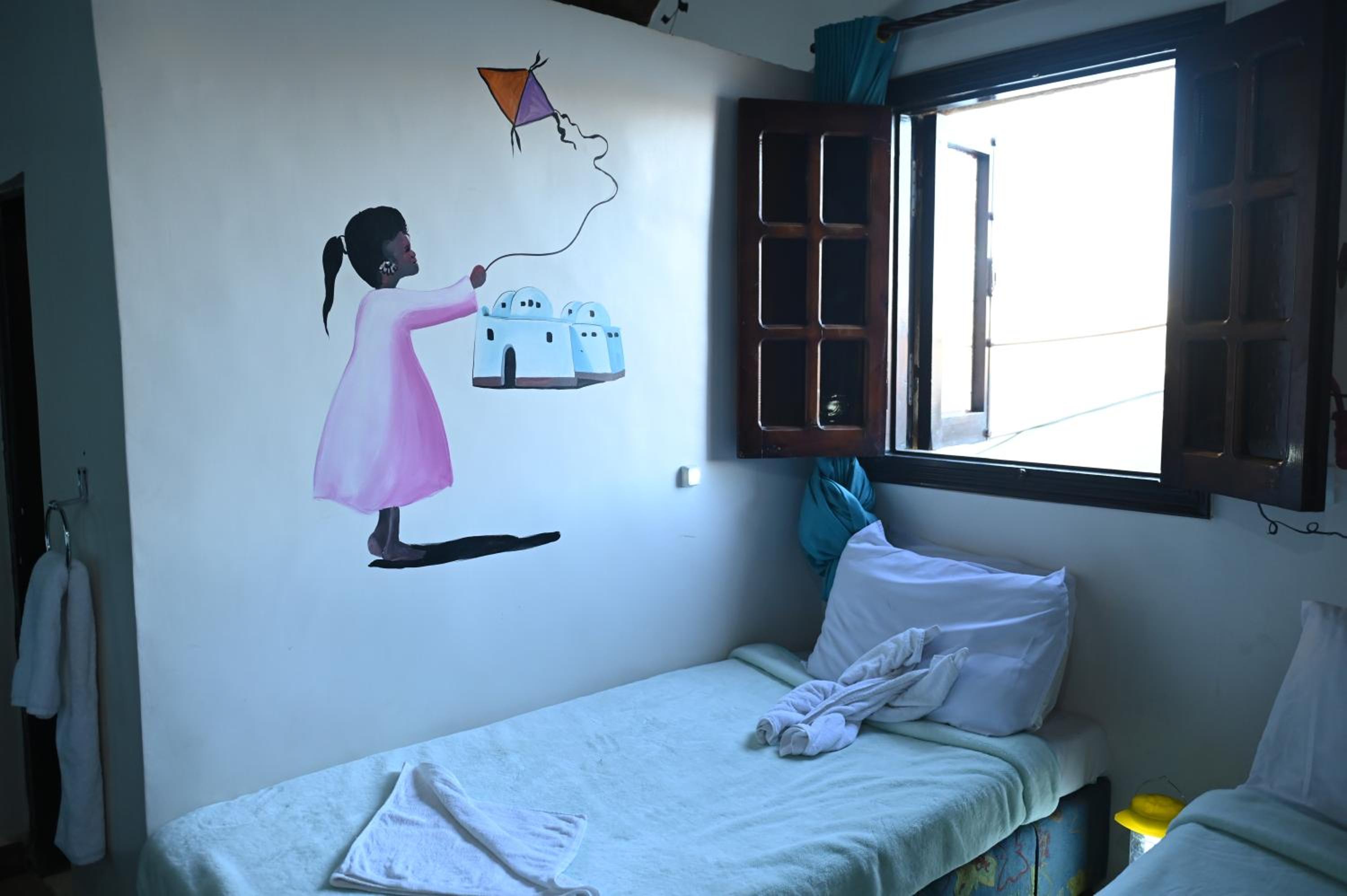 Deluxe Double Room with Side Sea View - Photo 1