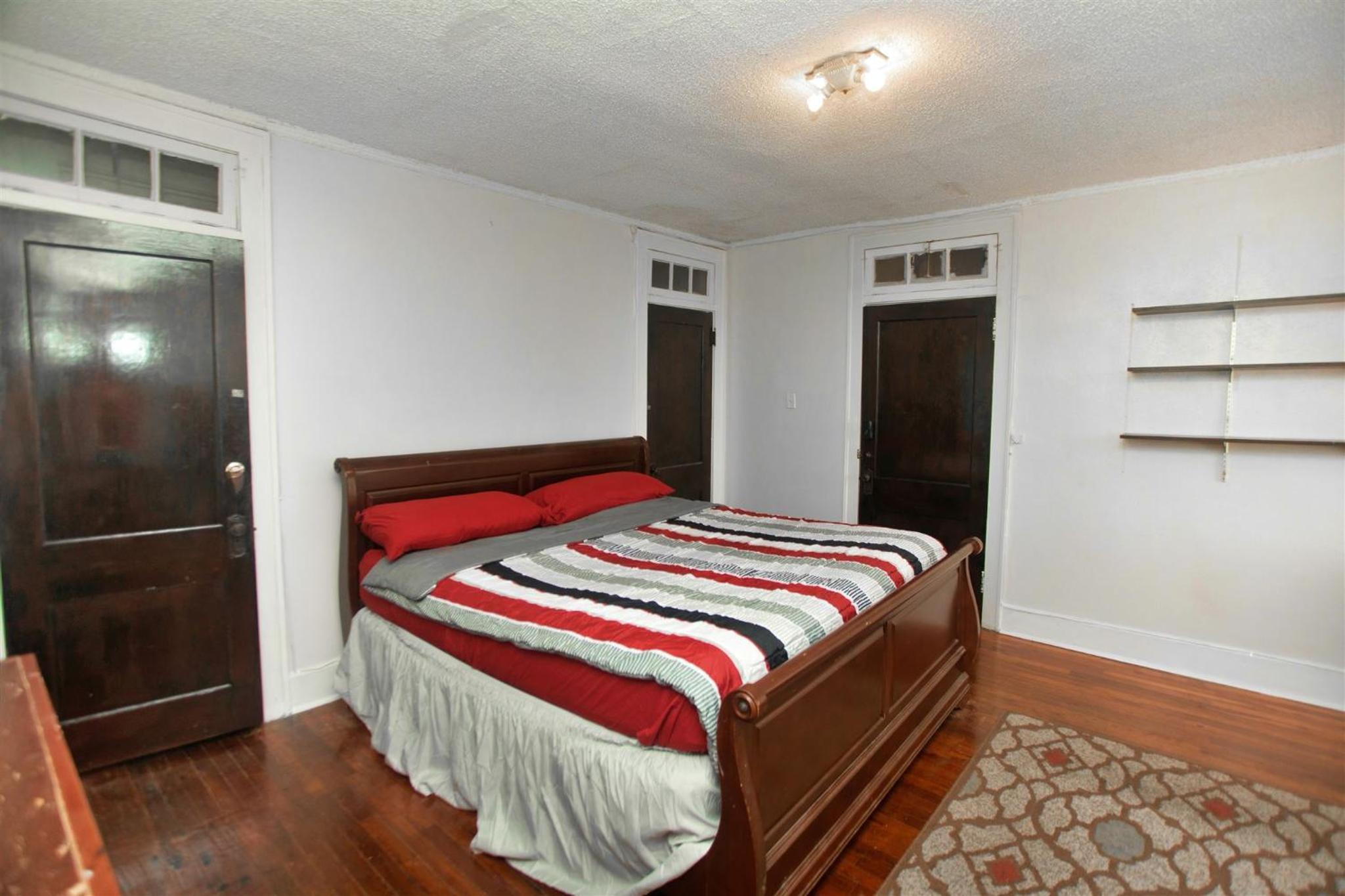Apartment - Photo 45
