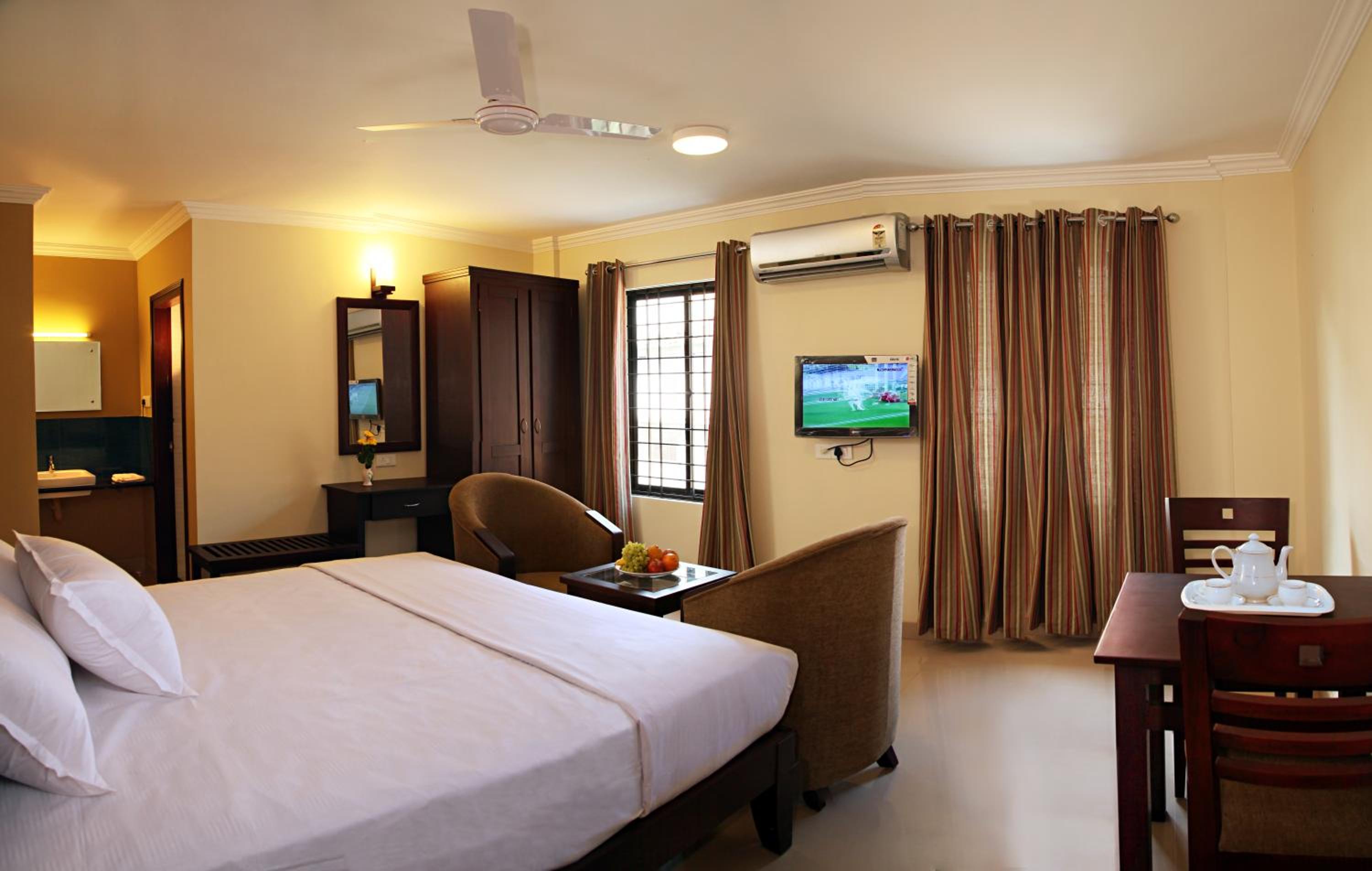 Standard Double Room - Photo 1