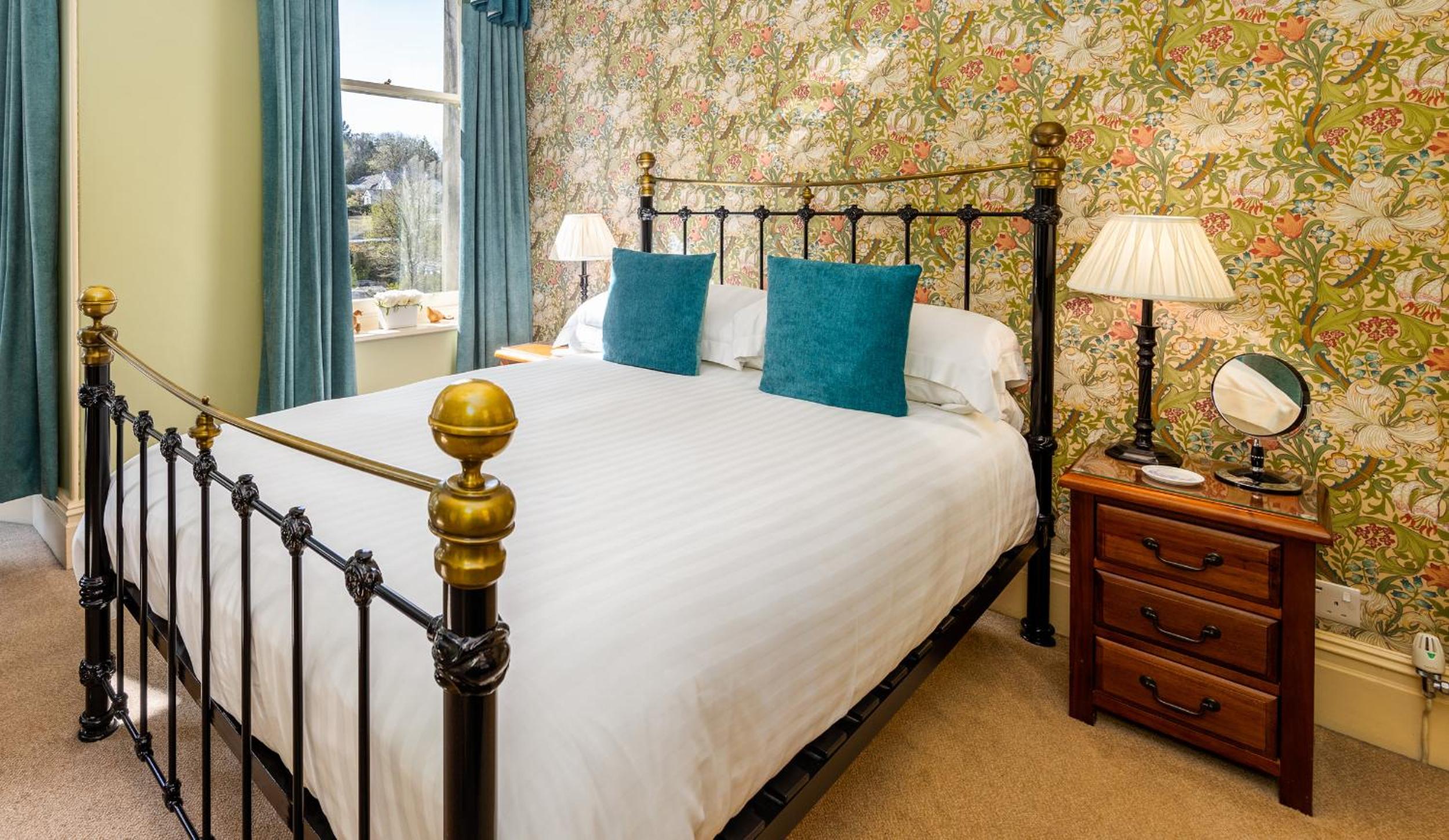 Deluxe Double or Twin Room photo 2