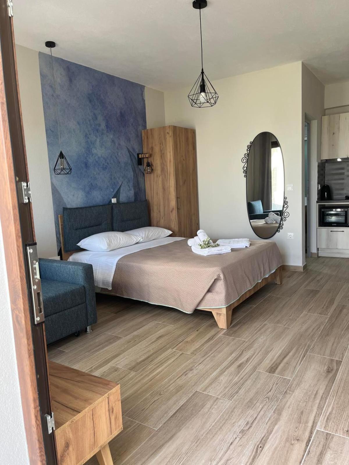 Triple Room with Balcony photo 2