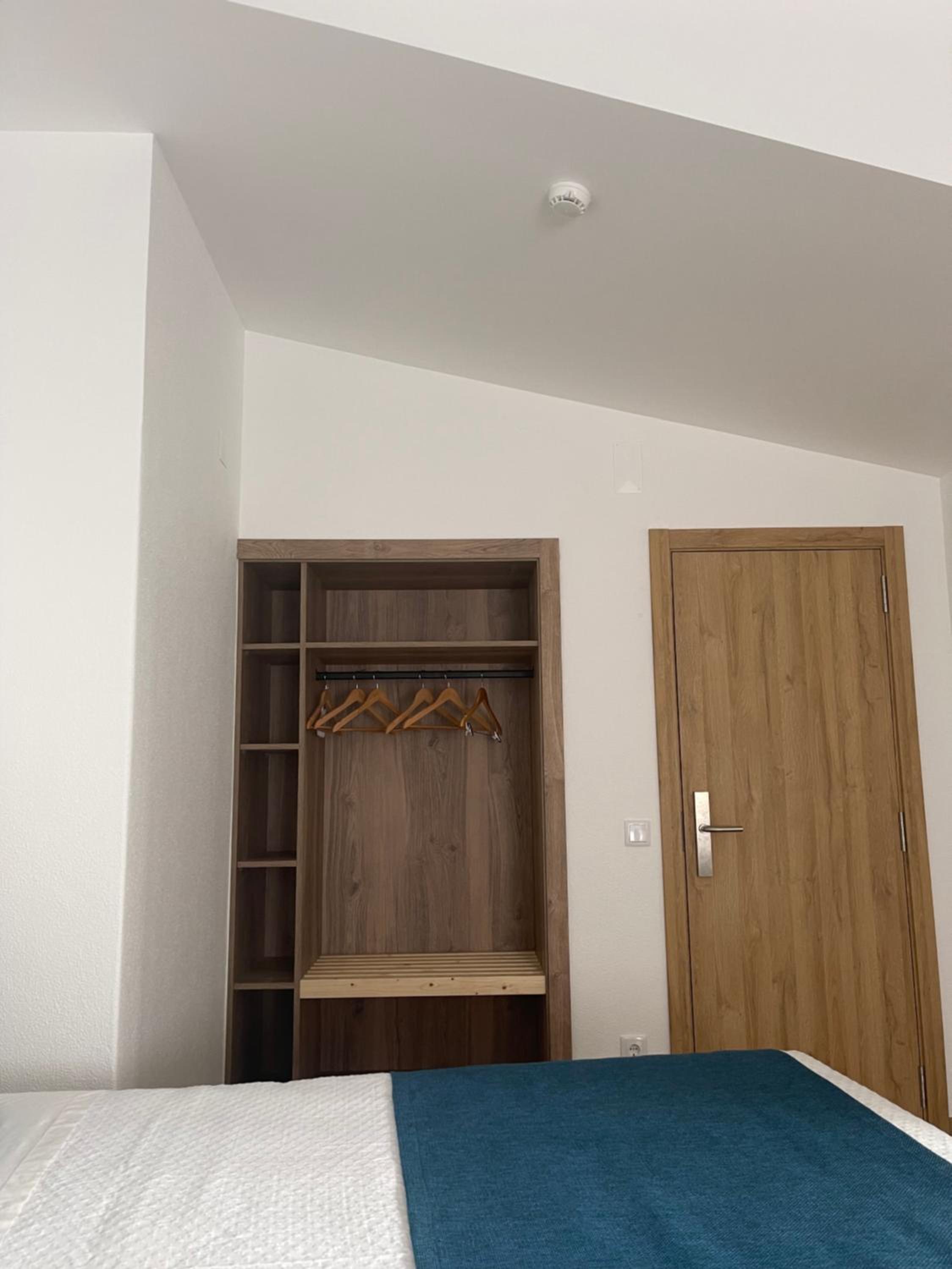 Family Room - Photo 6