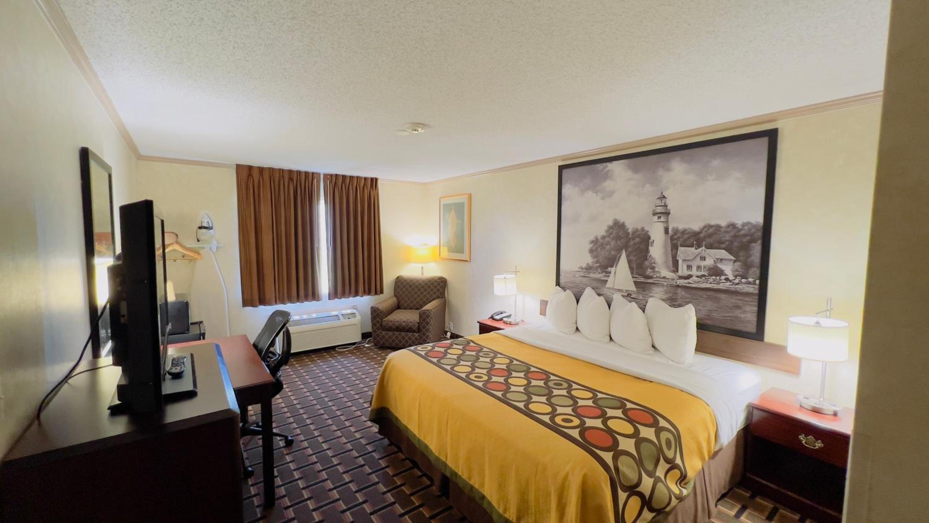 King Room - Non-Smoking photo 1
