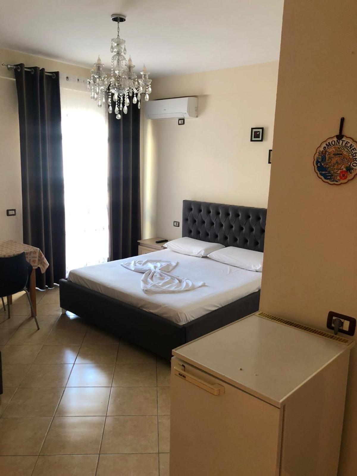 Basic Triple Room