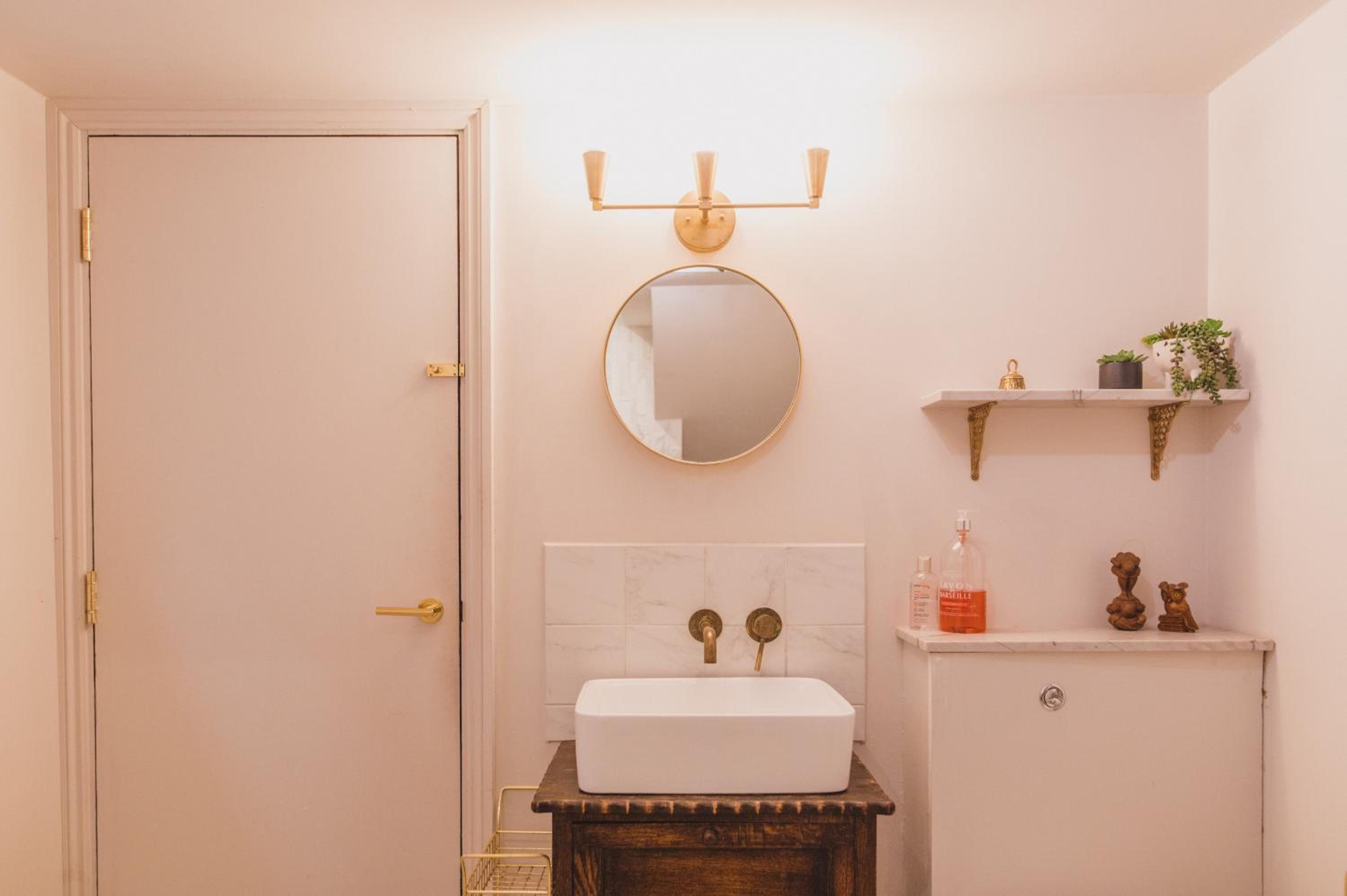 One-Bedroom House photo 2
