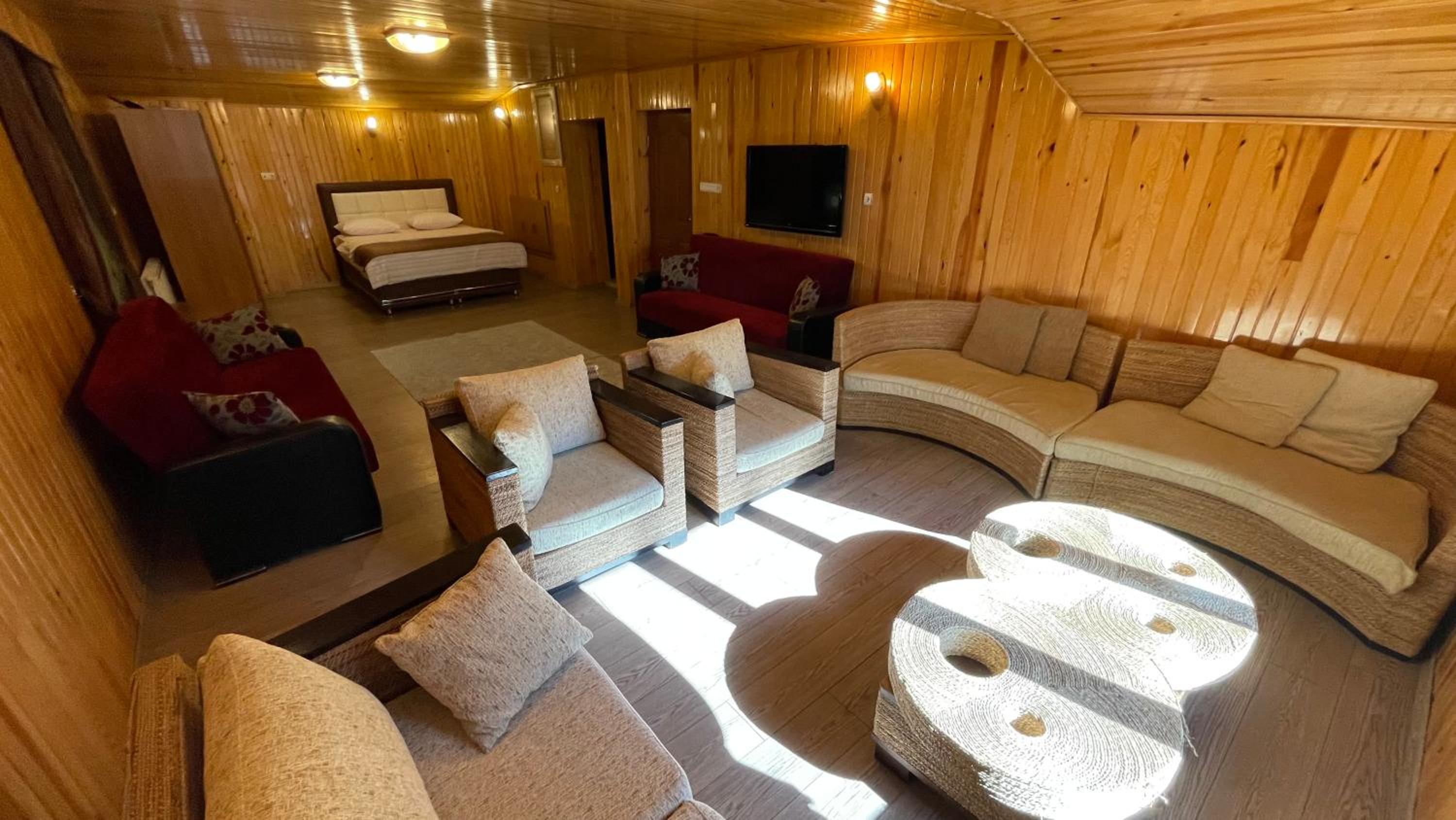 King Suite photo 1