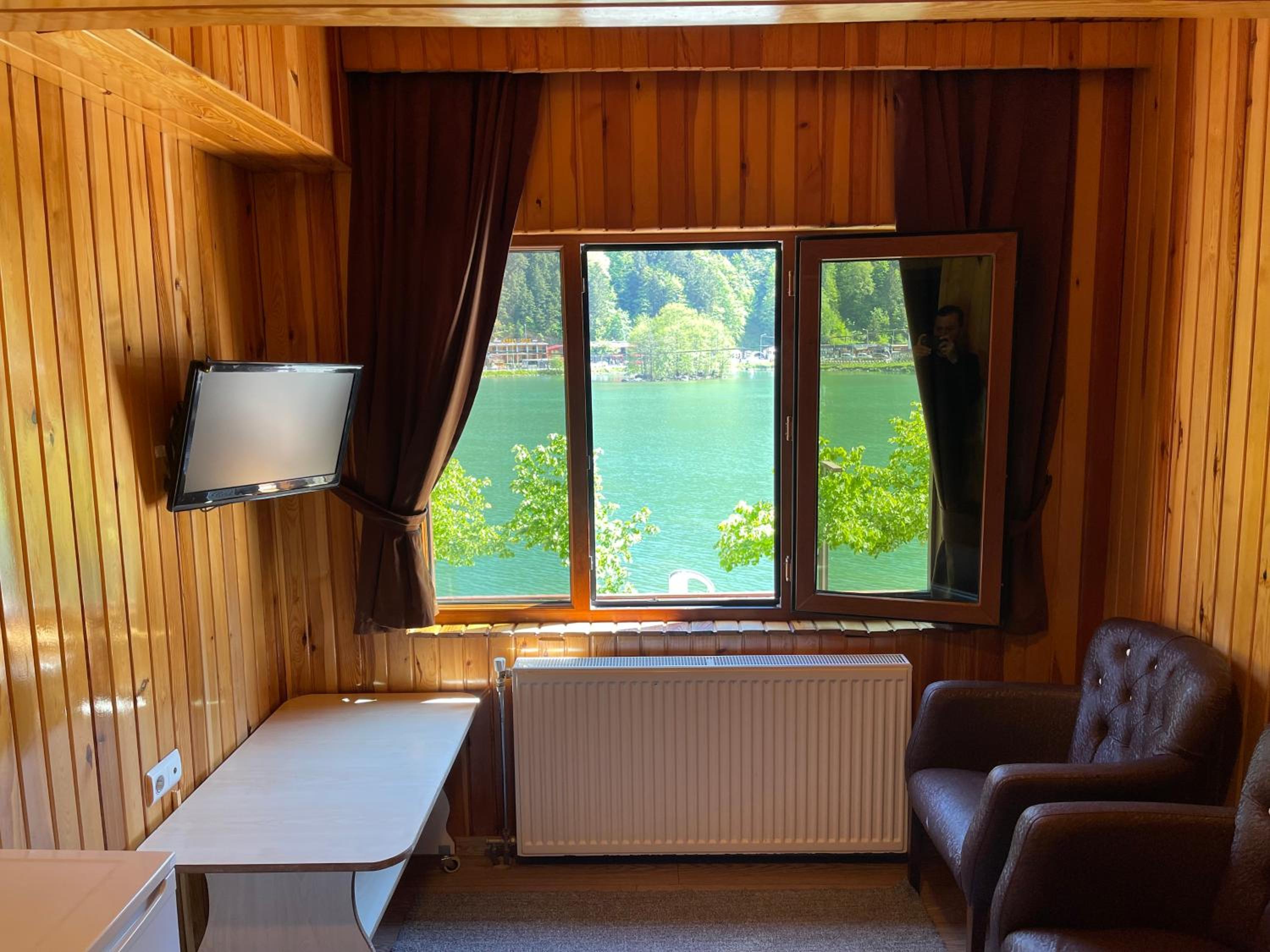 Super Room Lake View photo 1