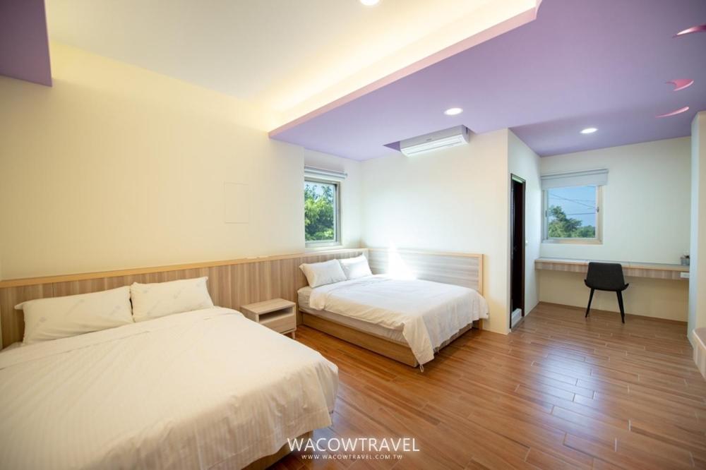Quadruple Room with Private Bathroom photo 1