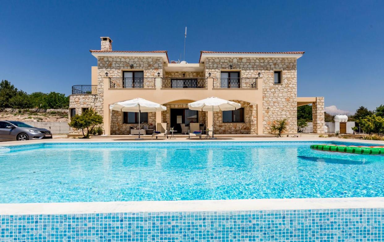 Villa mit Privatpool