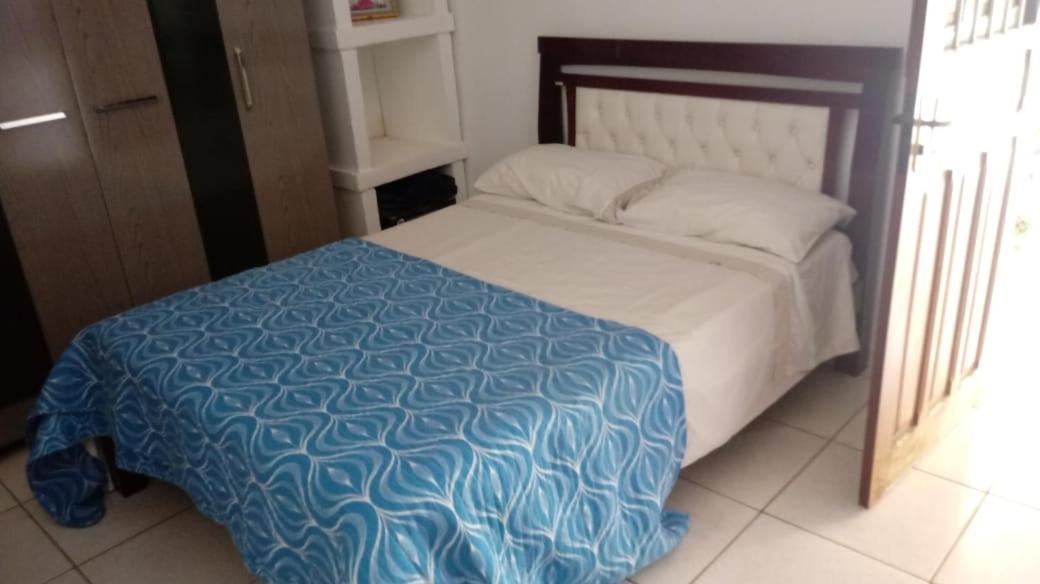 Large Double Room - Photo 1