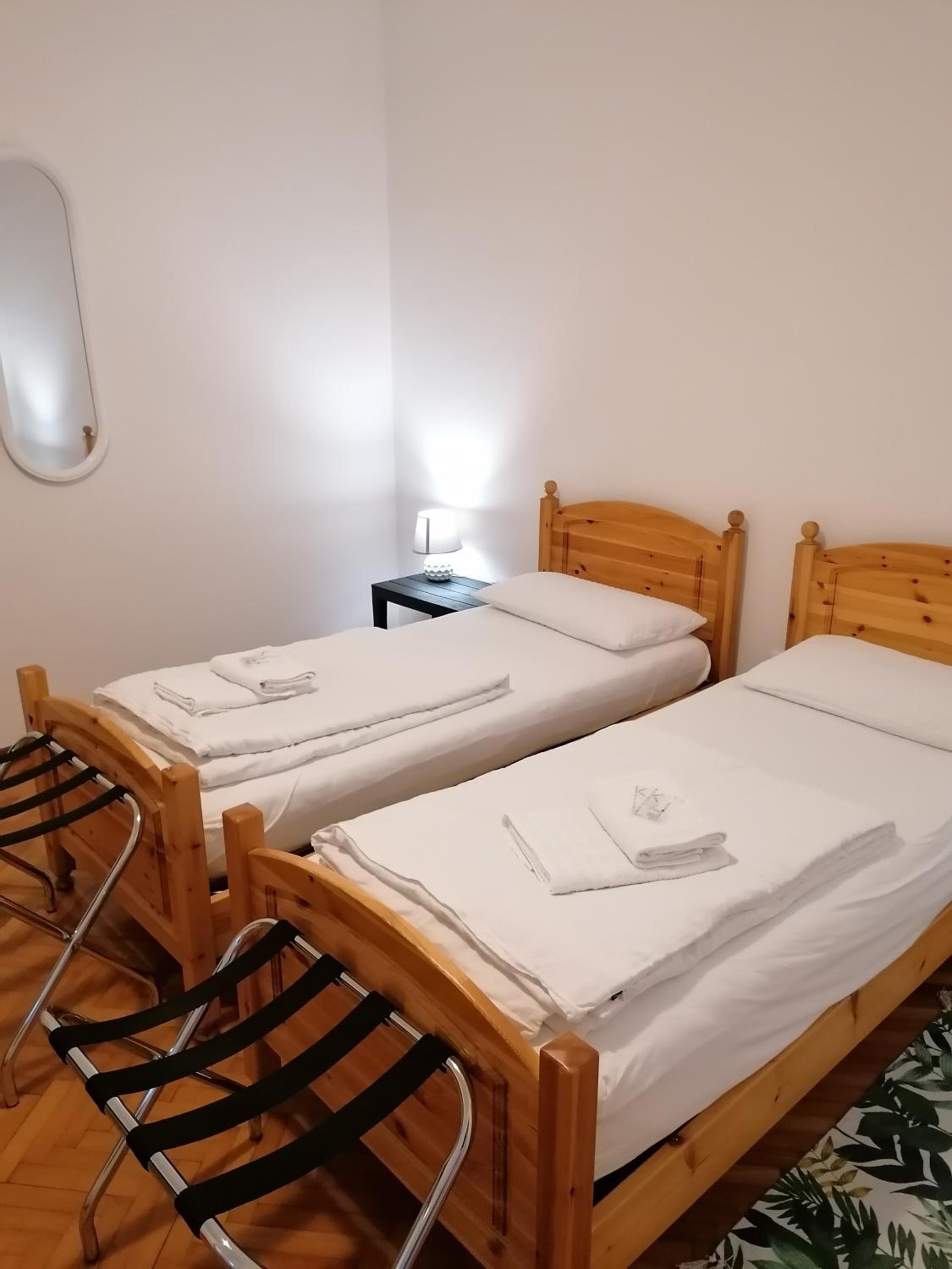 Large Twin Room photo 1