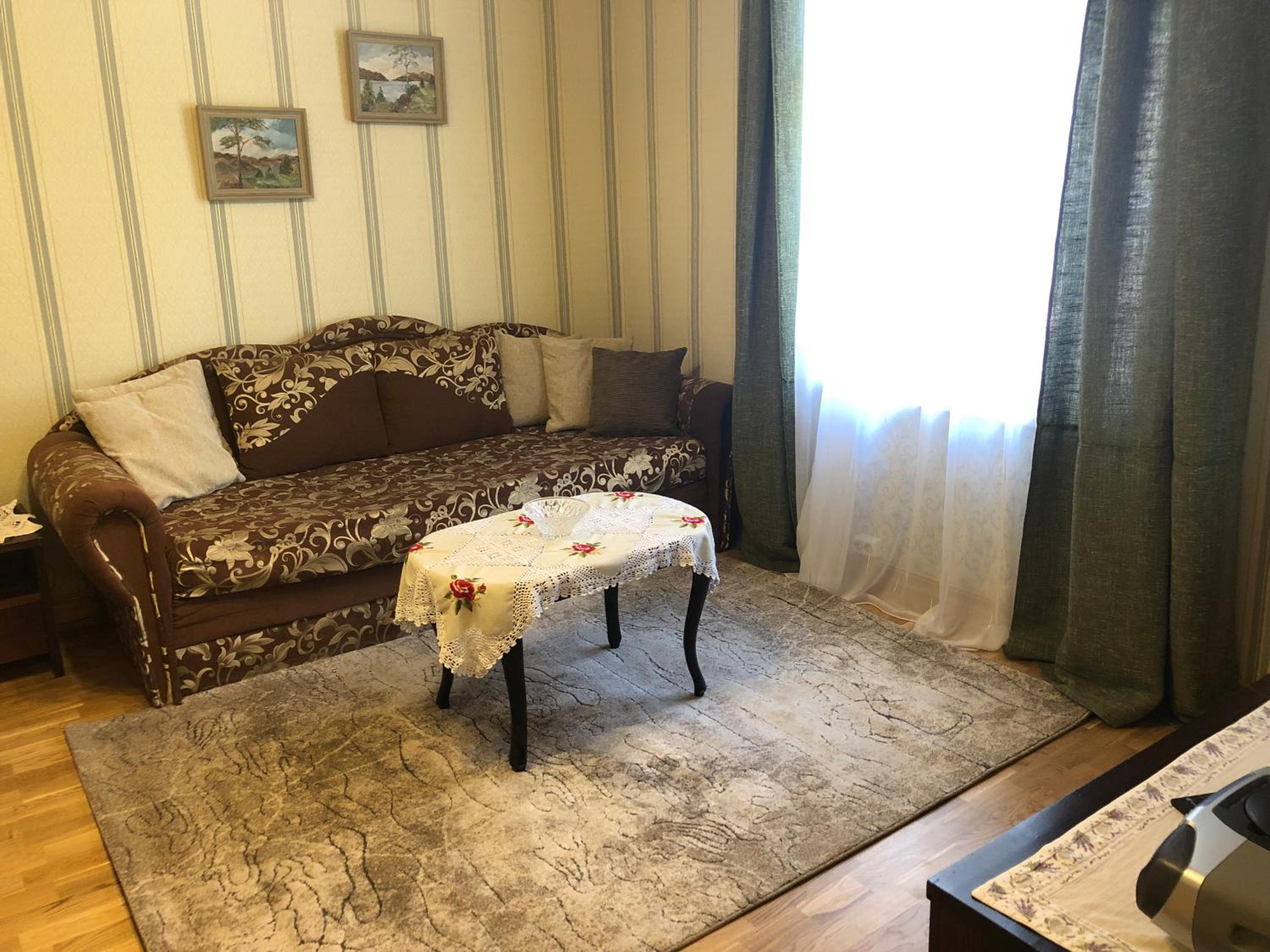 One-Bedroom Apartment - Photo 10